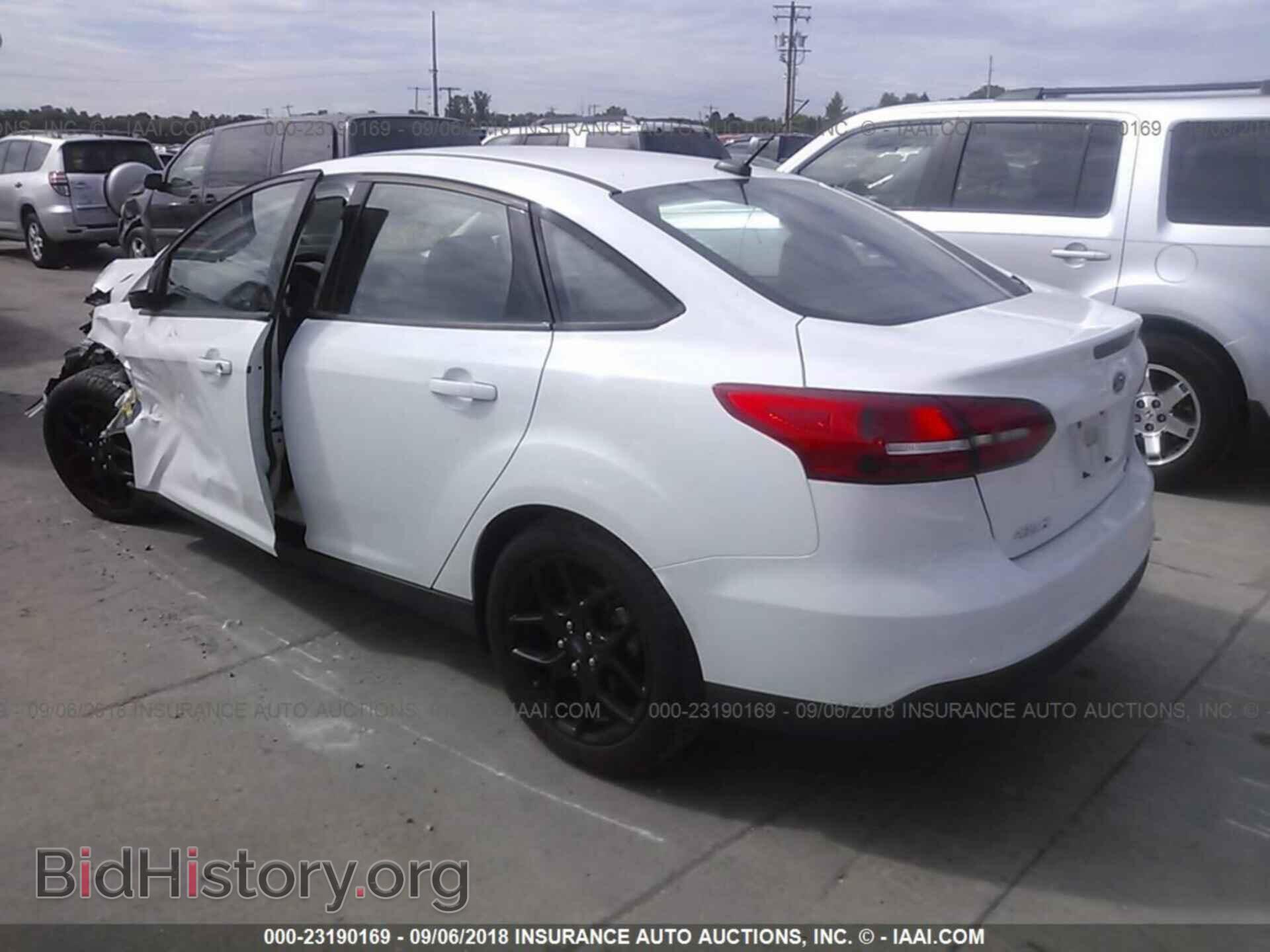 2016 FORD FOCUS - VIN: 1FADP3FE0GL275450 - Фото 3