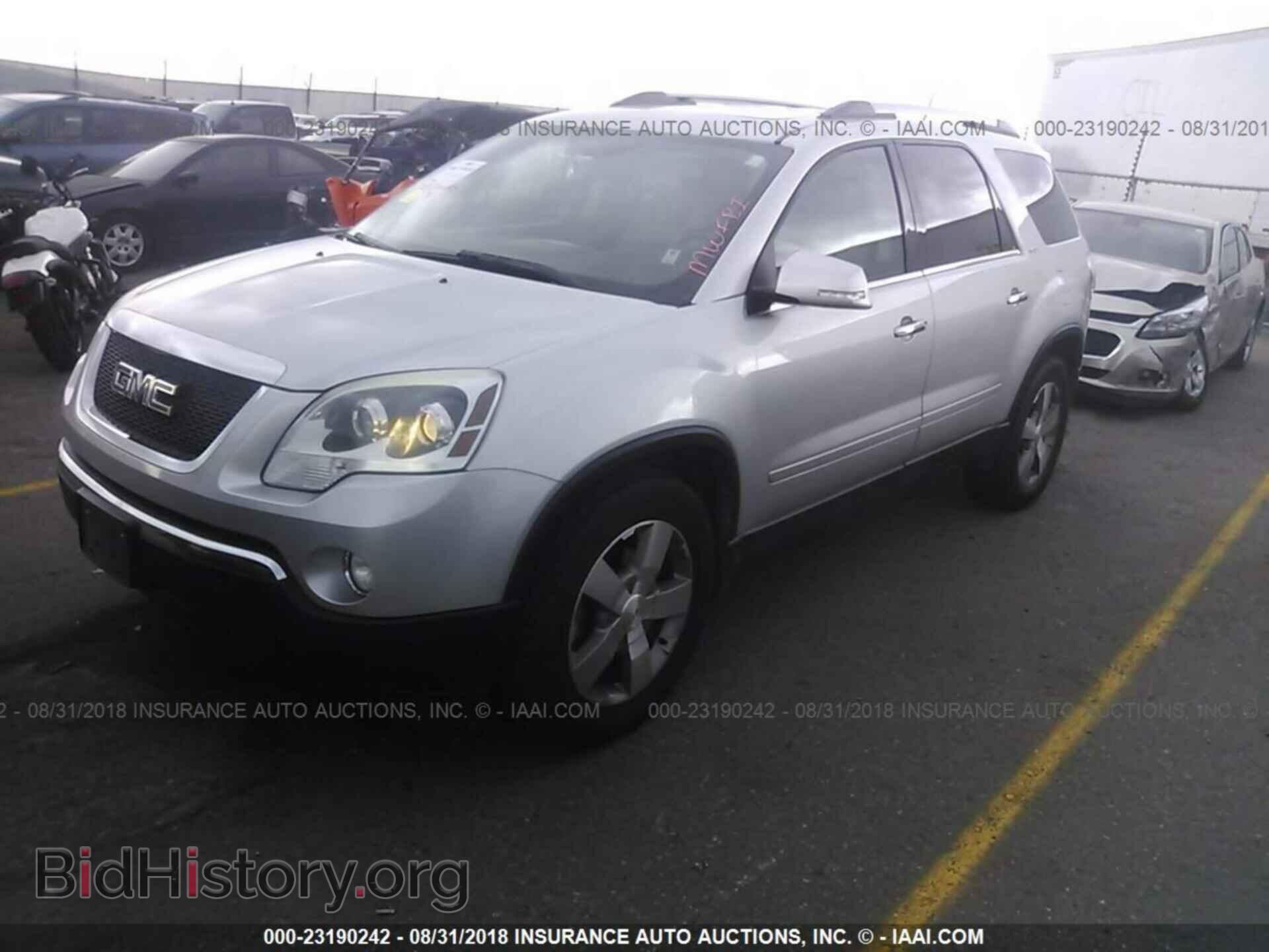 2011 Gmc Acadia - VIN: 1GKKVRED0BJ118920 - Фото 2