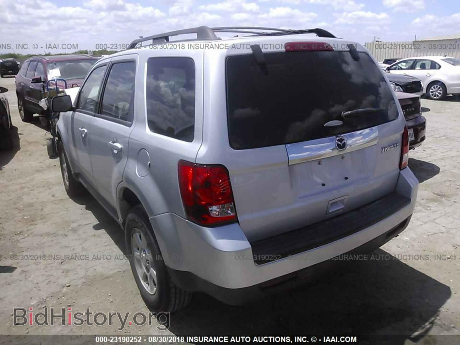 2011 Mazda Tribute - VIN: 4F2CY0C79BKM03710 - Фото 3