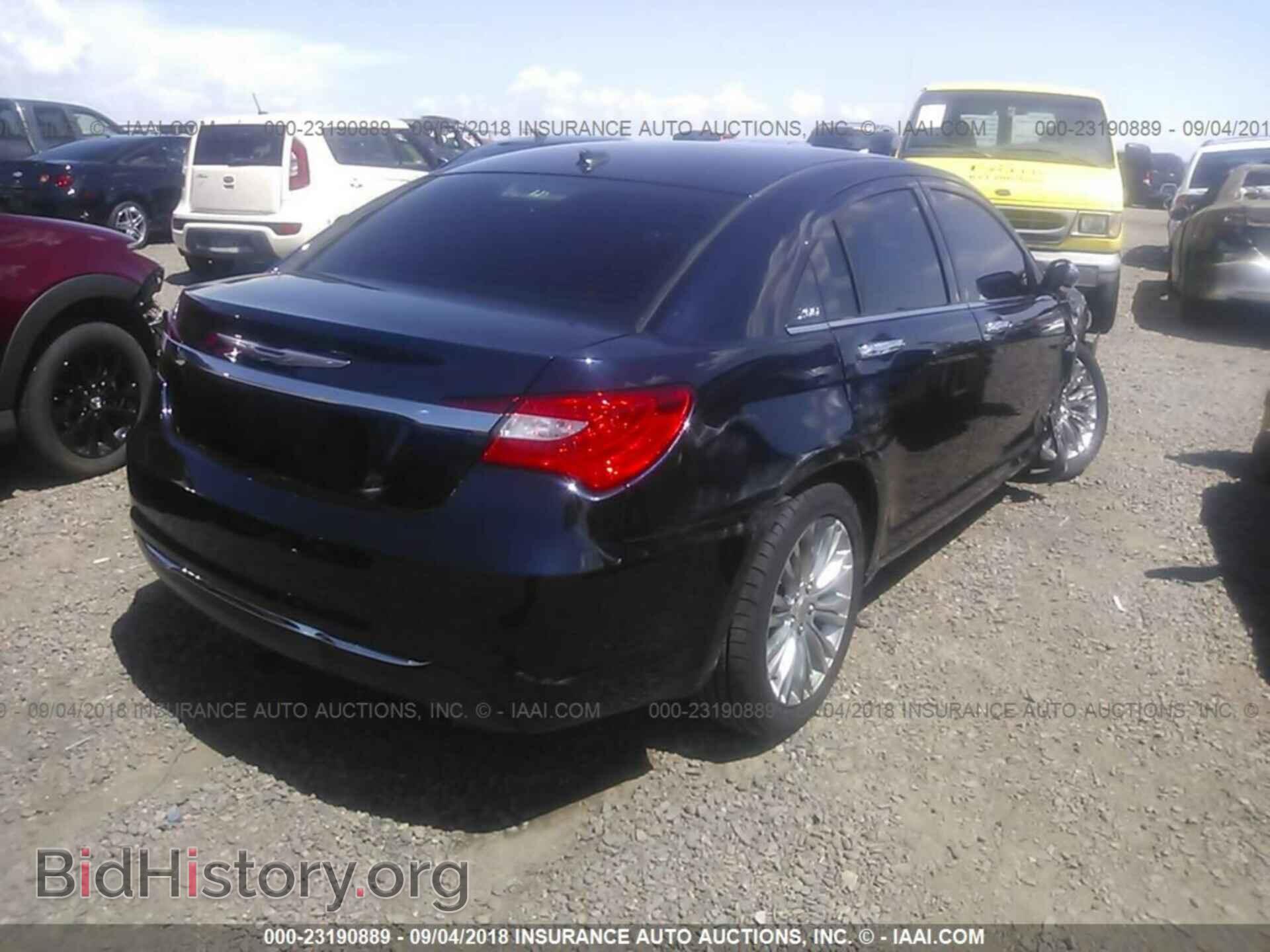 2012 Chrysler 200 - VIN: 1C3CCBCG0CN268132 - Фото 4