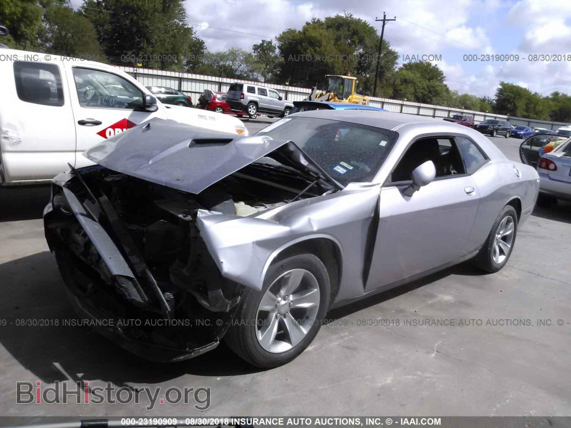 2016 Dodge Challenger - VIN: 2C3CDZAG2GH309738 - Фото 2