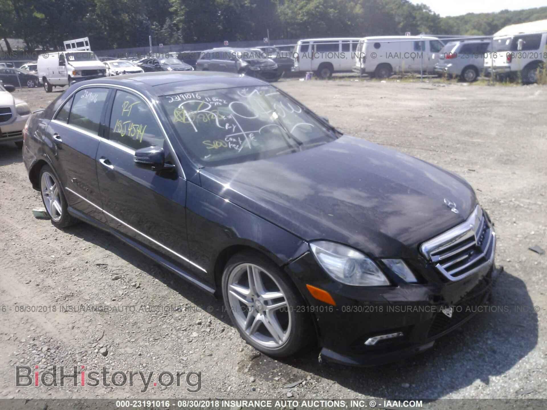 Photo WDDHF8HB4BA378931 - Mercedes-benz E 2011