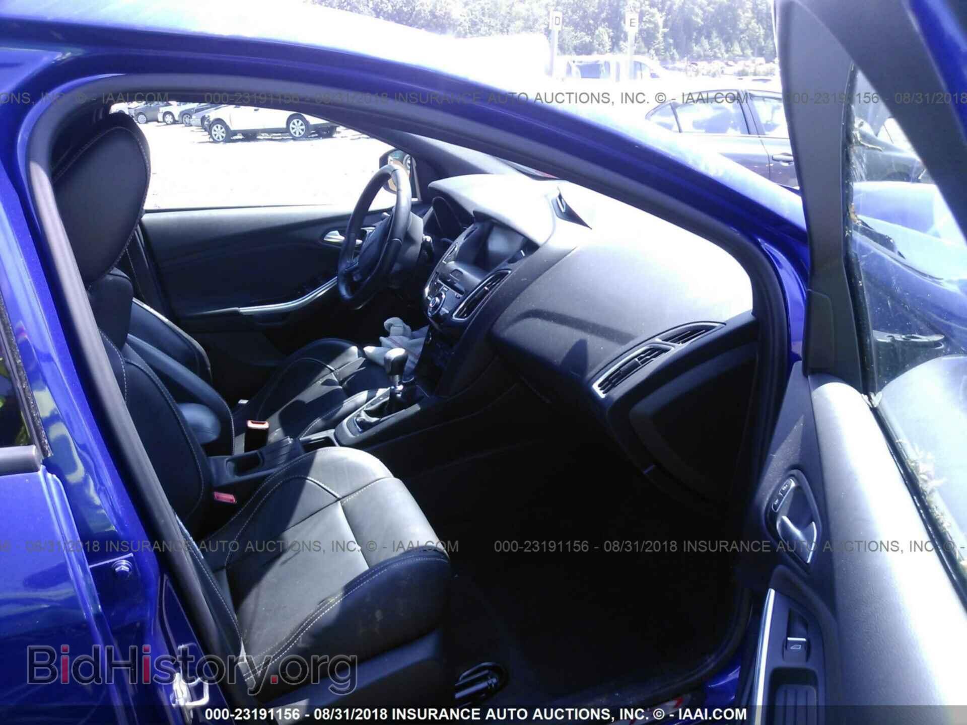 2015 Ford Focus - VIN: 1FADP3L98FL227653 - Photo 5