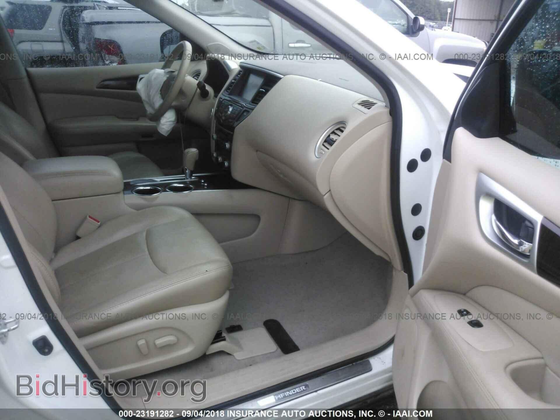 2014 Nissan Pathfinder - VIN: 5N1AR2MN3EC635131 - Фото 5