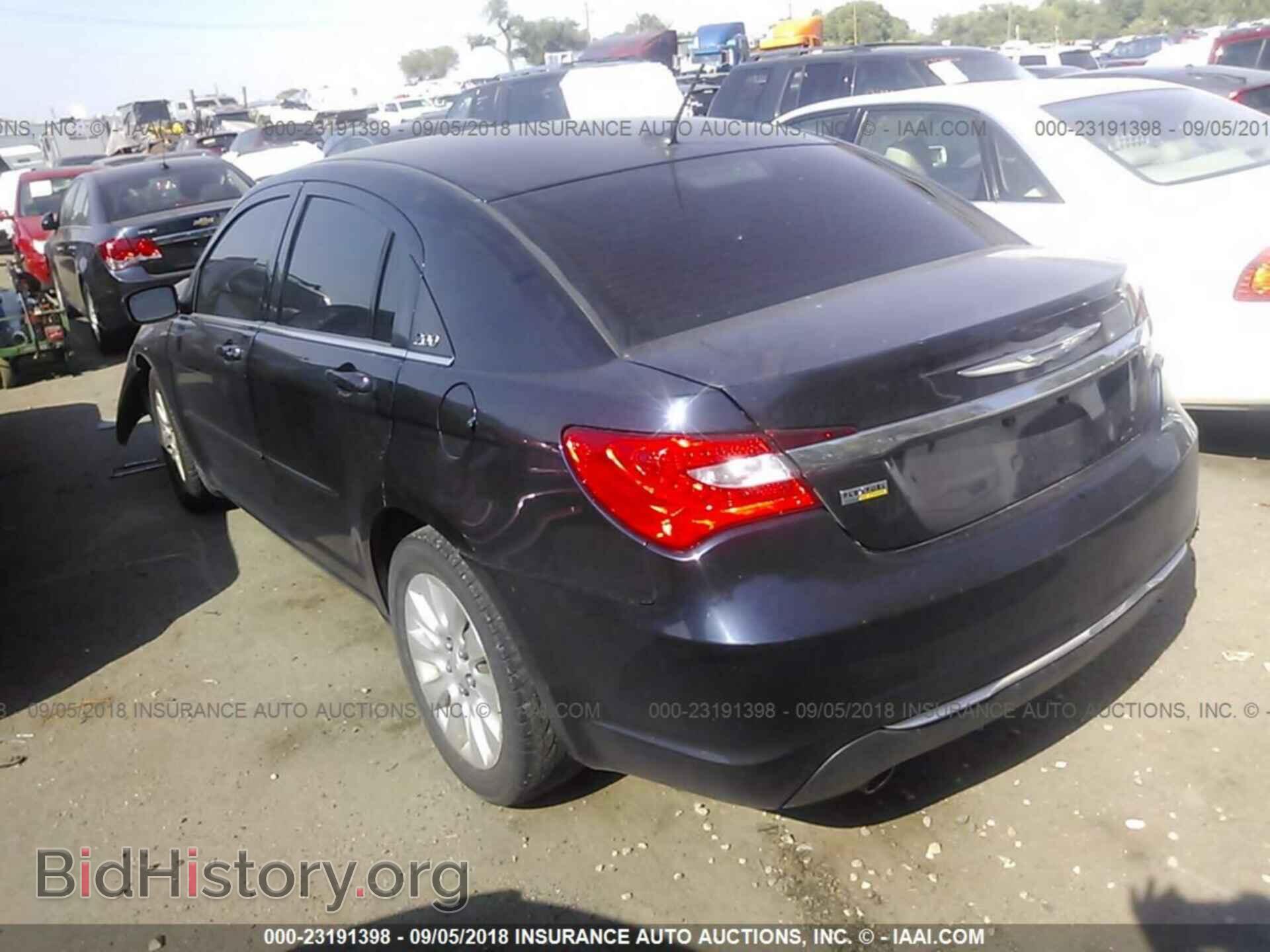 2012 Chrysler 200 - VIN: 1C3CCBAG3CN316449 - Photo 3