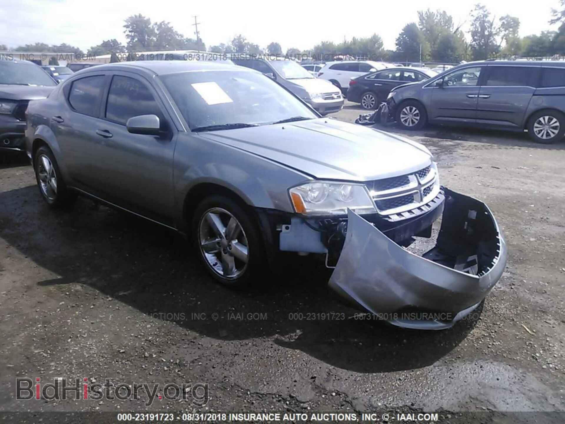 Фотография 1B3BD1FBXBN590923 - Dodge Avenger 2011