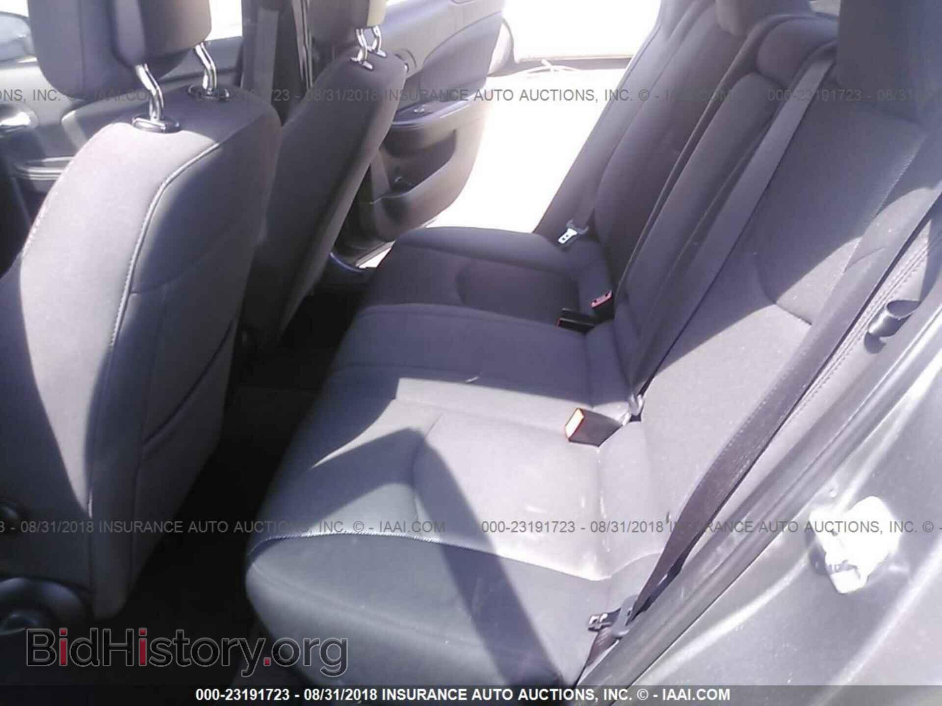 2011 Dodge Avenger - VIN: 1B3BD1FBXBN590923 - Фото 8