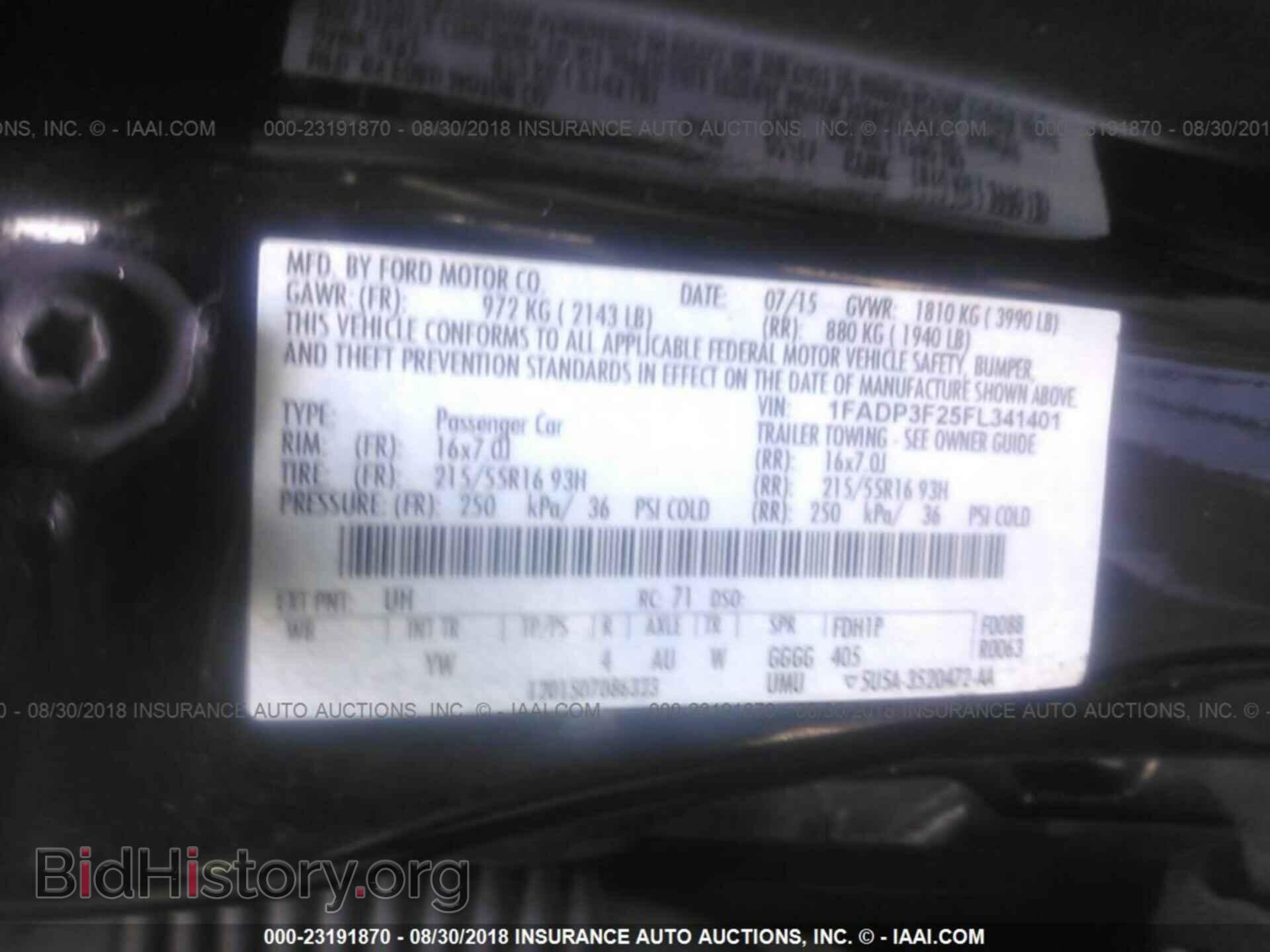 2015 Ford Focus - VIN: 1FADP3F25FL341401 - Photo 9