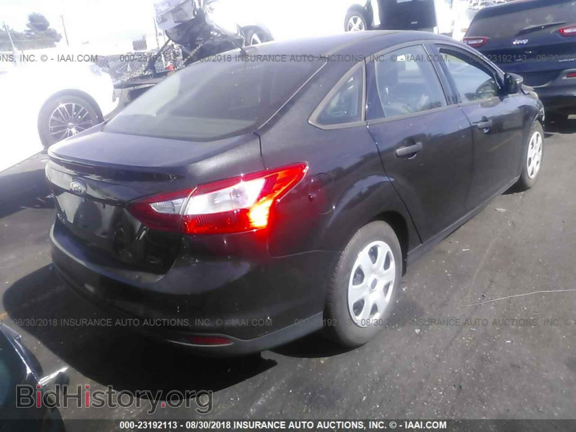 2014 Ford Focus - VIN: 1FADP3E22EL432254 - Фото 4
