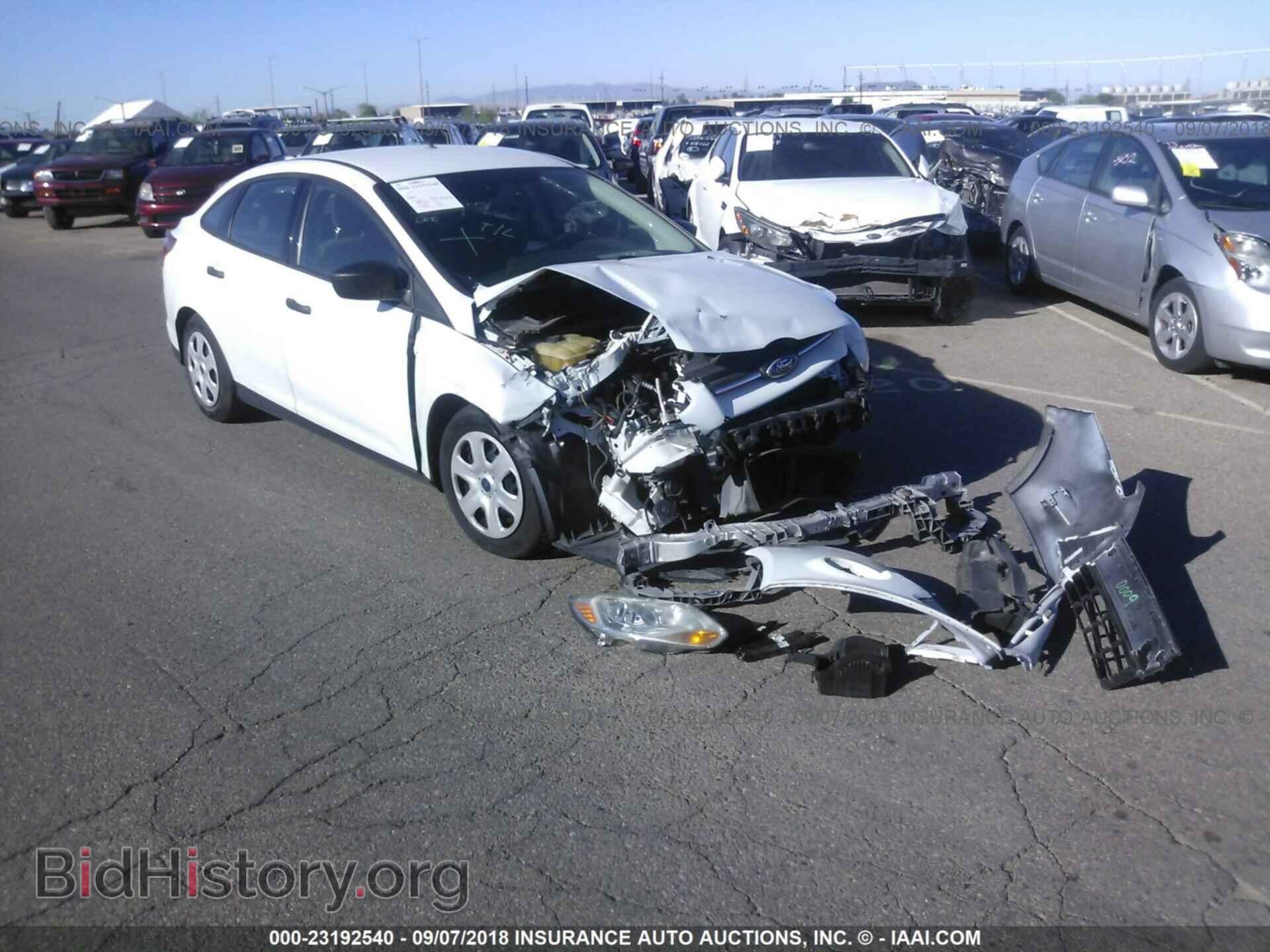 Photo 1FADP3E29EL462688 - Ford Focus 2014