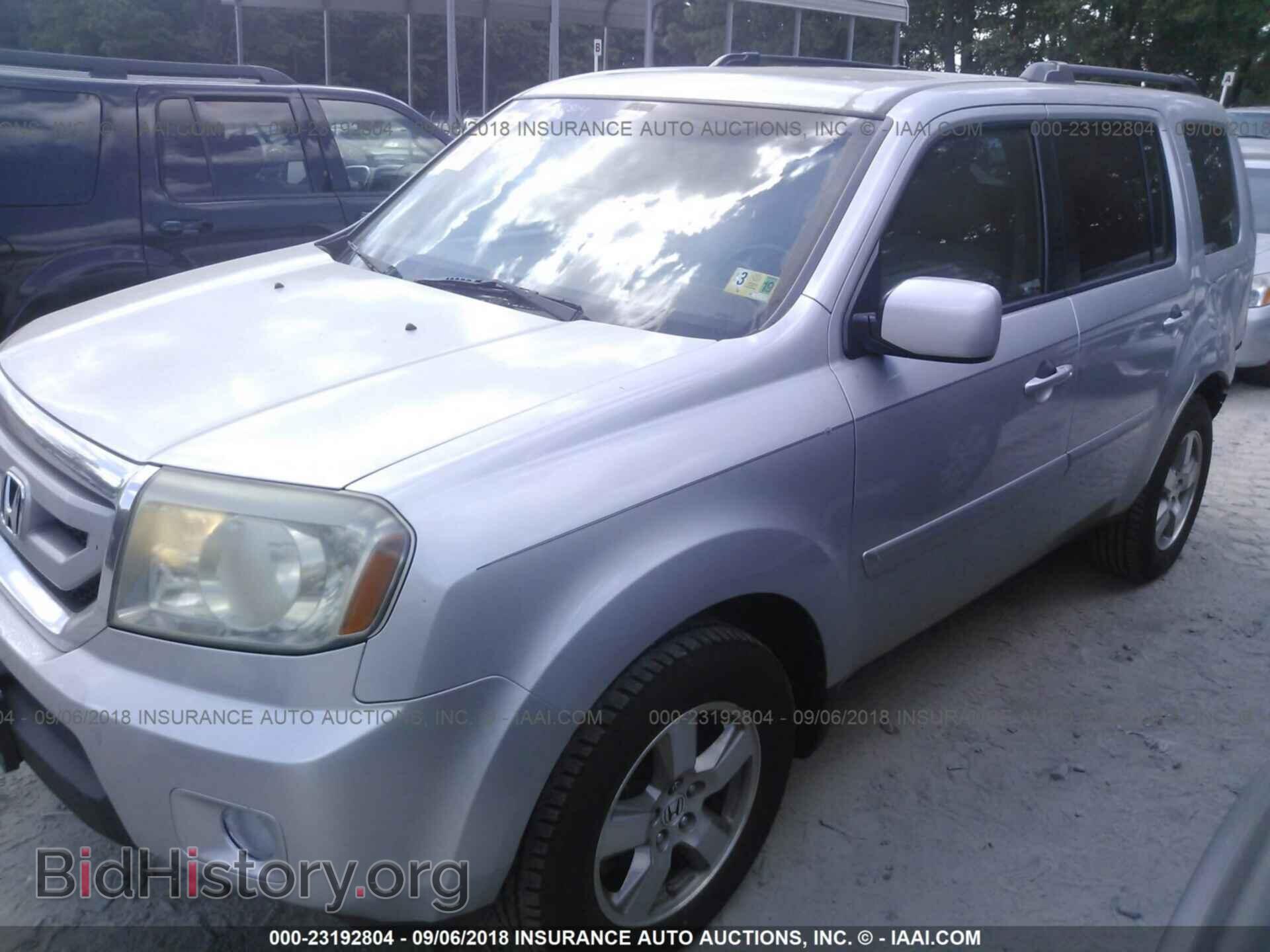 2011 Honda Pilot - VIN: 5FNYF3H56BB042373 - Фото 2