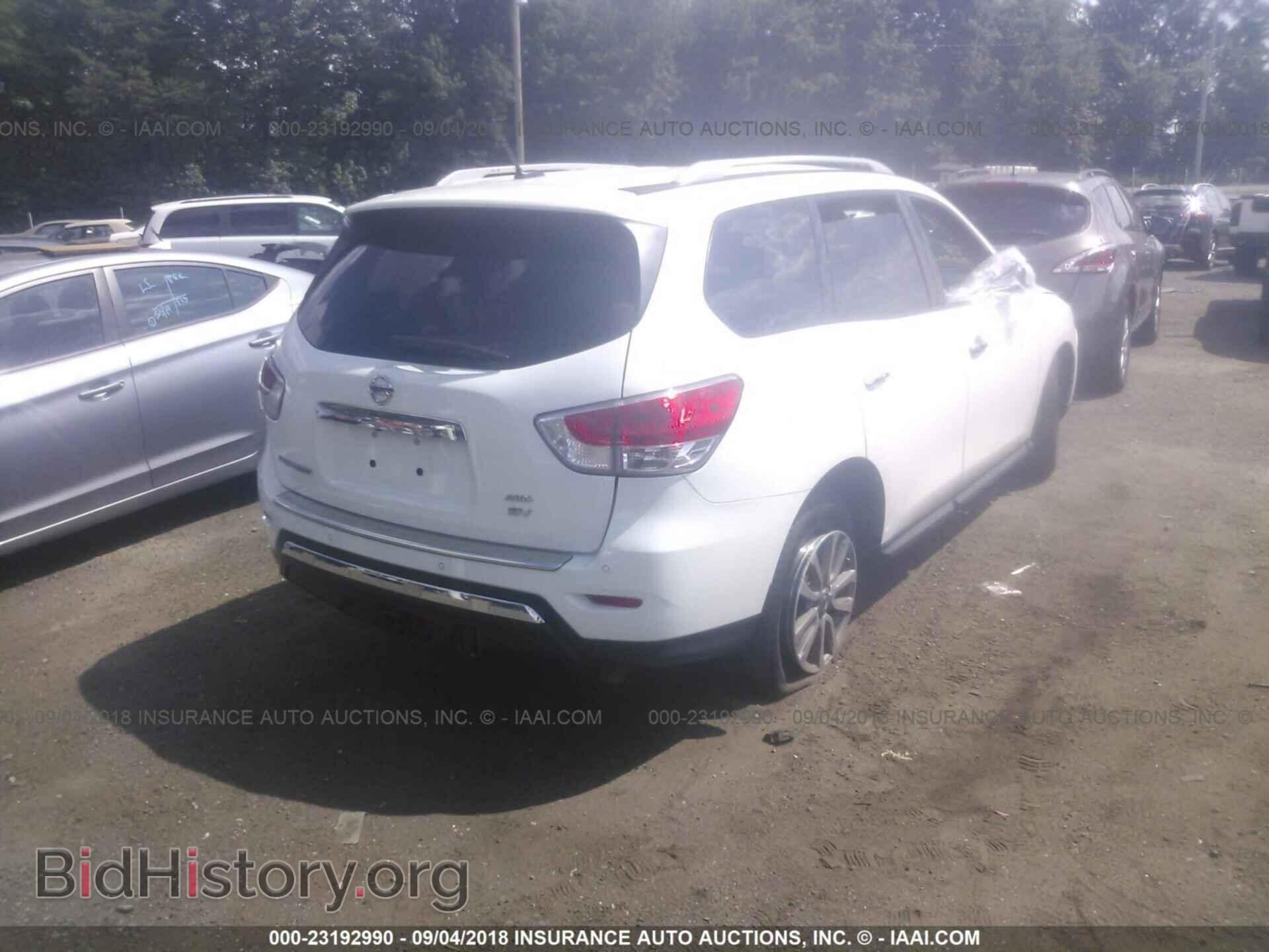 2015 Nissan Pathfinder - VIN: 5N1AR2MM9FC723271 - Фото 4