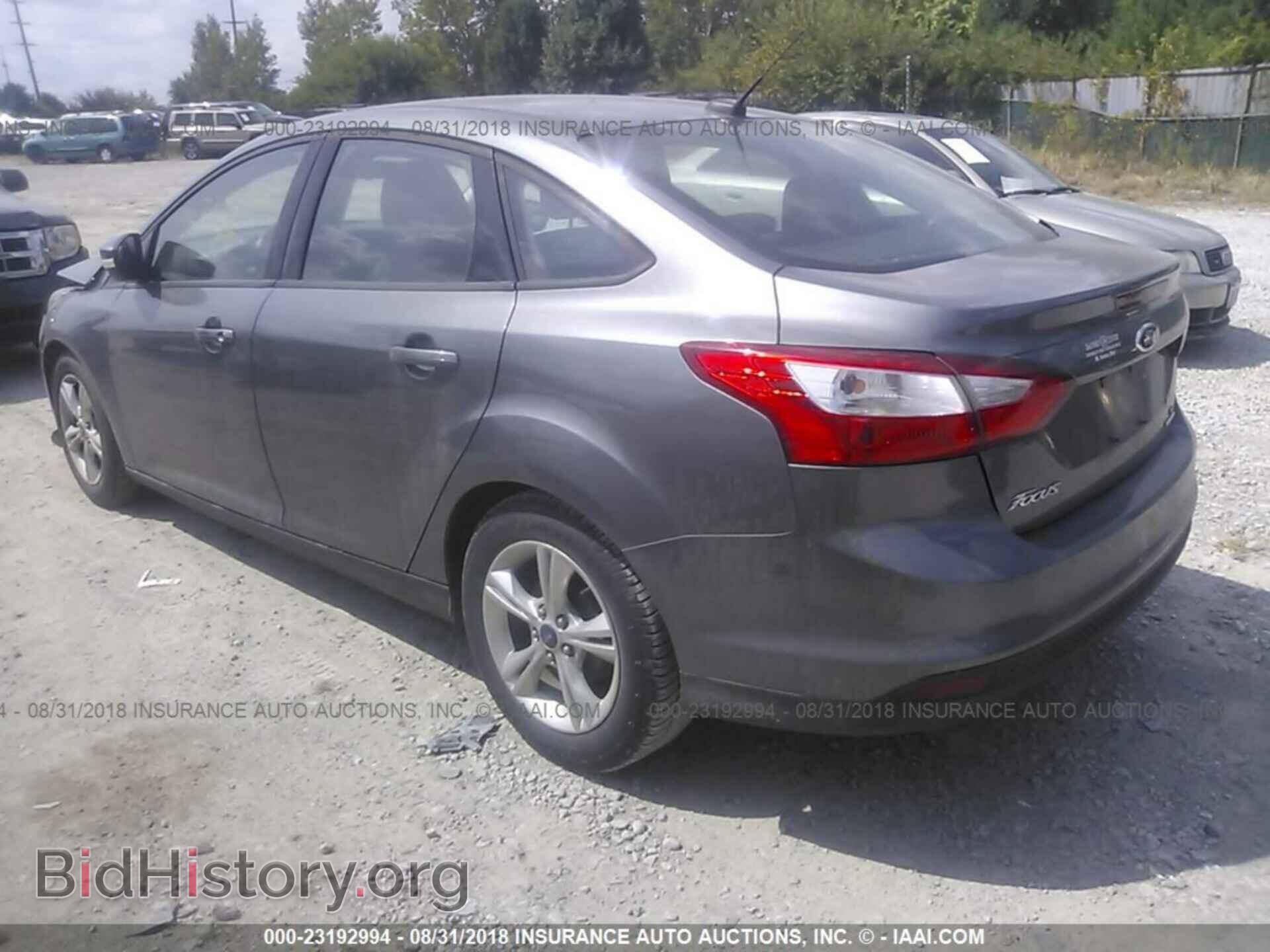 2013 Ford Focus - VIN: 1FADP3F27DL143660 - Photo 3