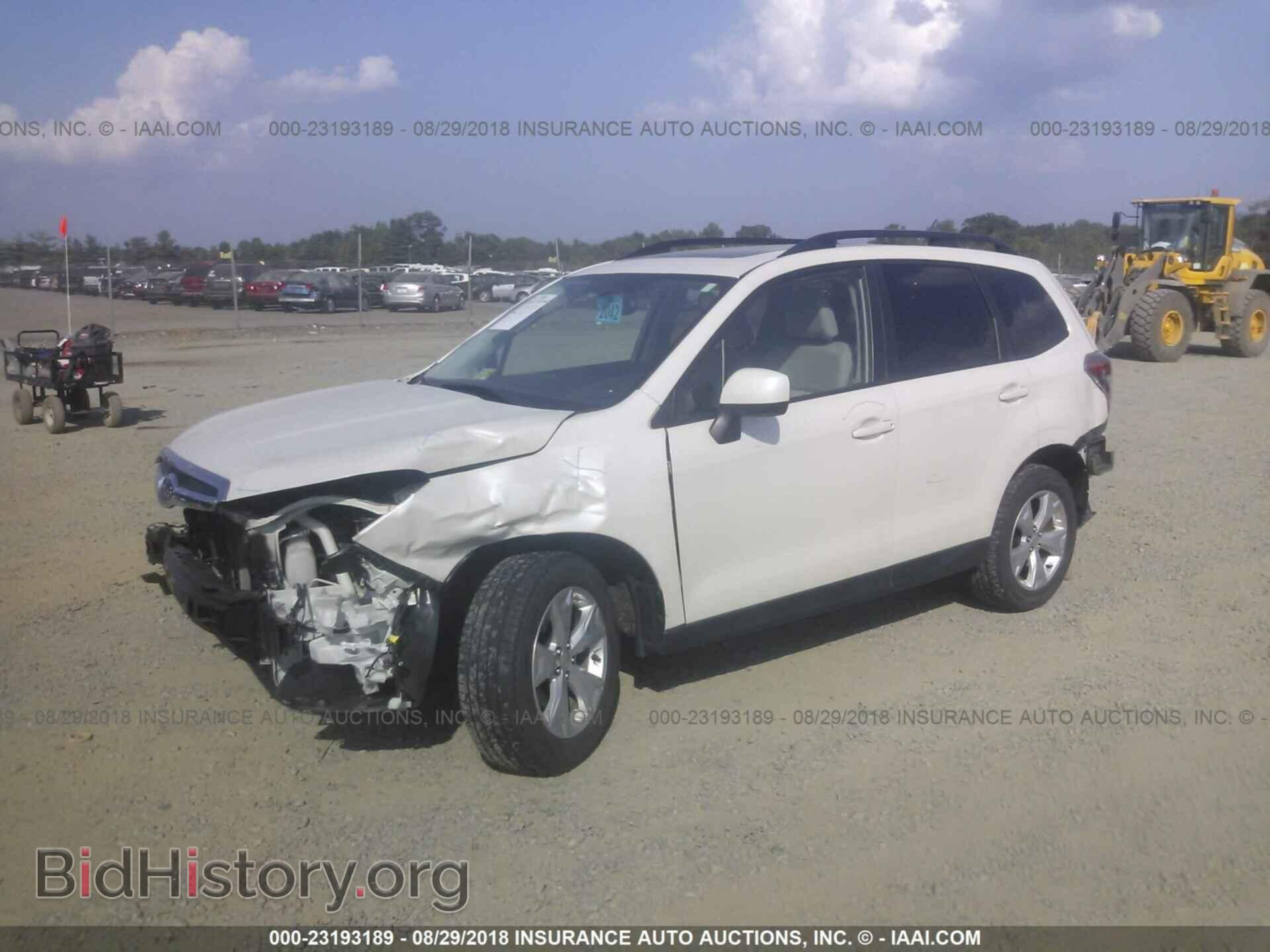 2014 Subaru Forester - VIN: JF2SJAEC9EH498143 - Фото 2