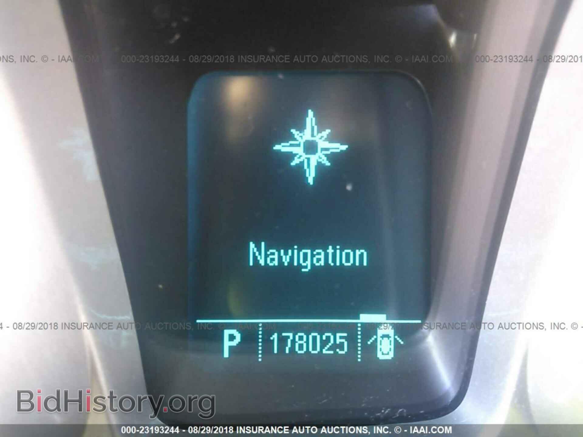 2011 Chevrolet Camaro - VIN: 2G1FB1ED9B9132259 - Фото 7
