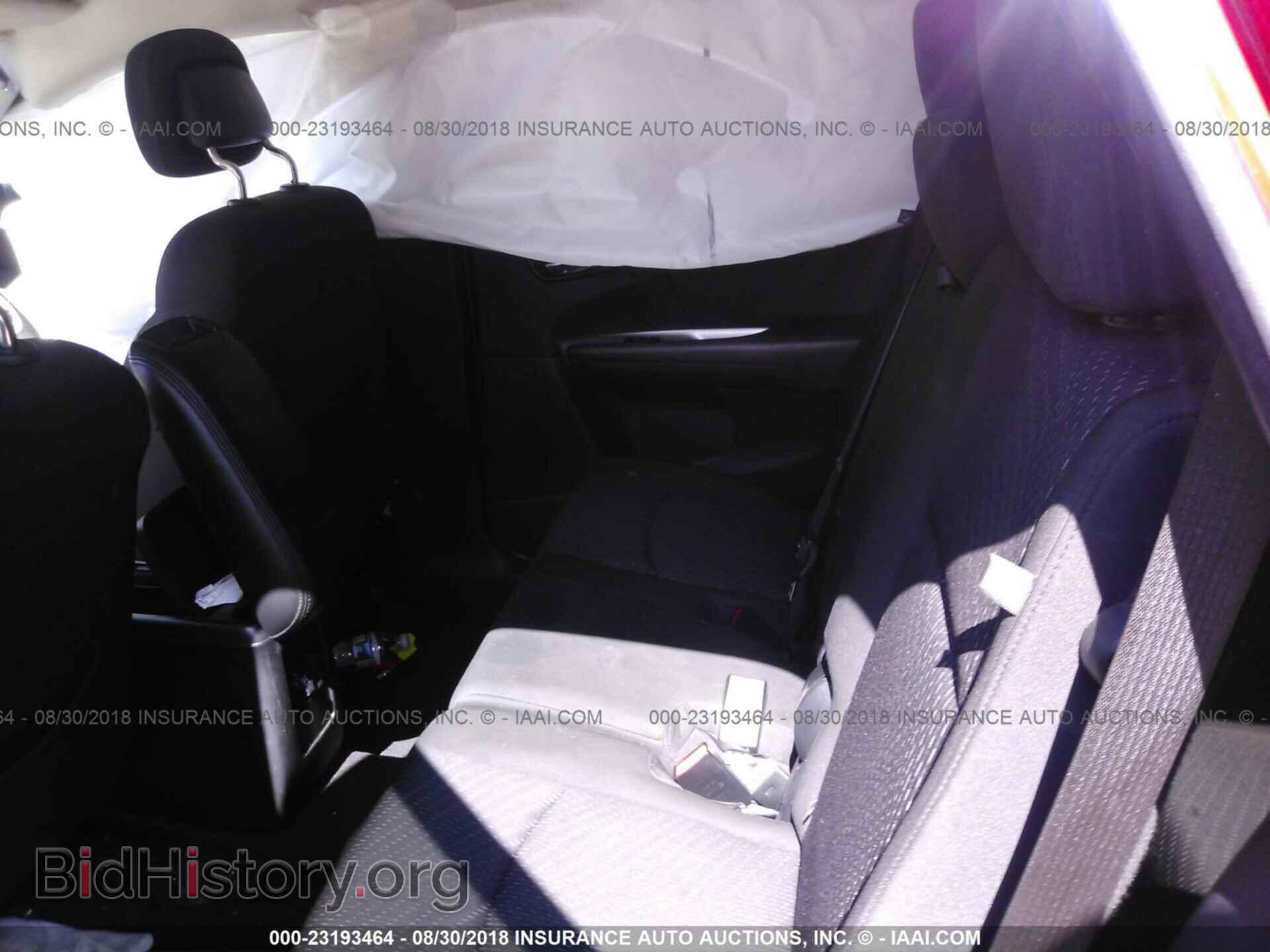 2018 Dodge Journey - VIN: 3C4PDCAB5JT170248 - Фото 8