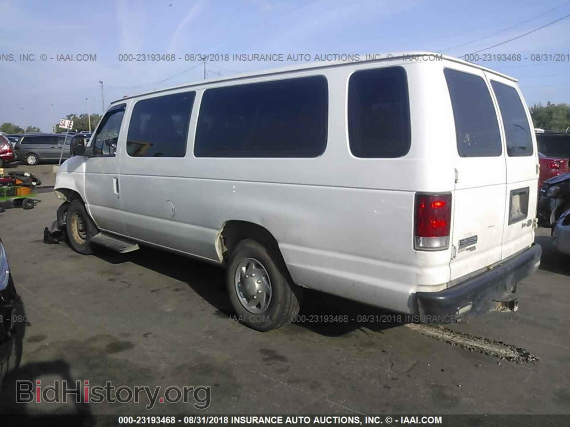 2013 Ford Econoline - VIN: 1FBSS3BL4DDB29535 - Photo 3