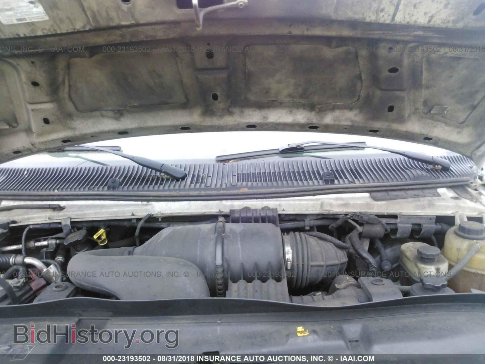 2012 Ford Econoline - VIN: 1FBSS3BLXCDA26215 - Фото 10