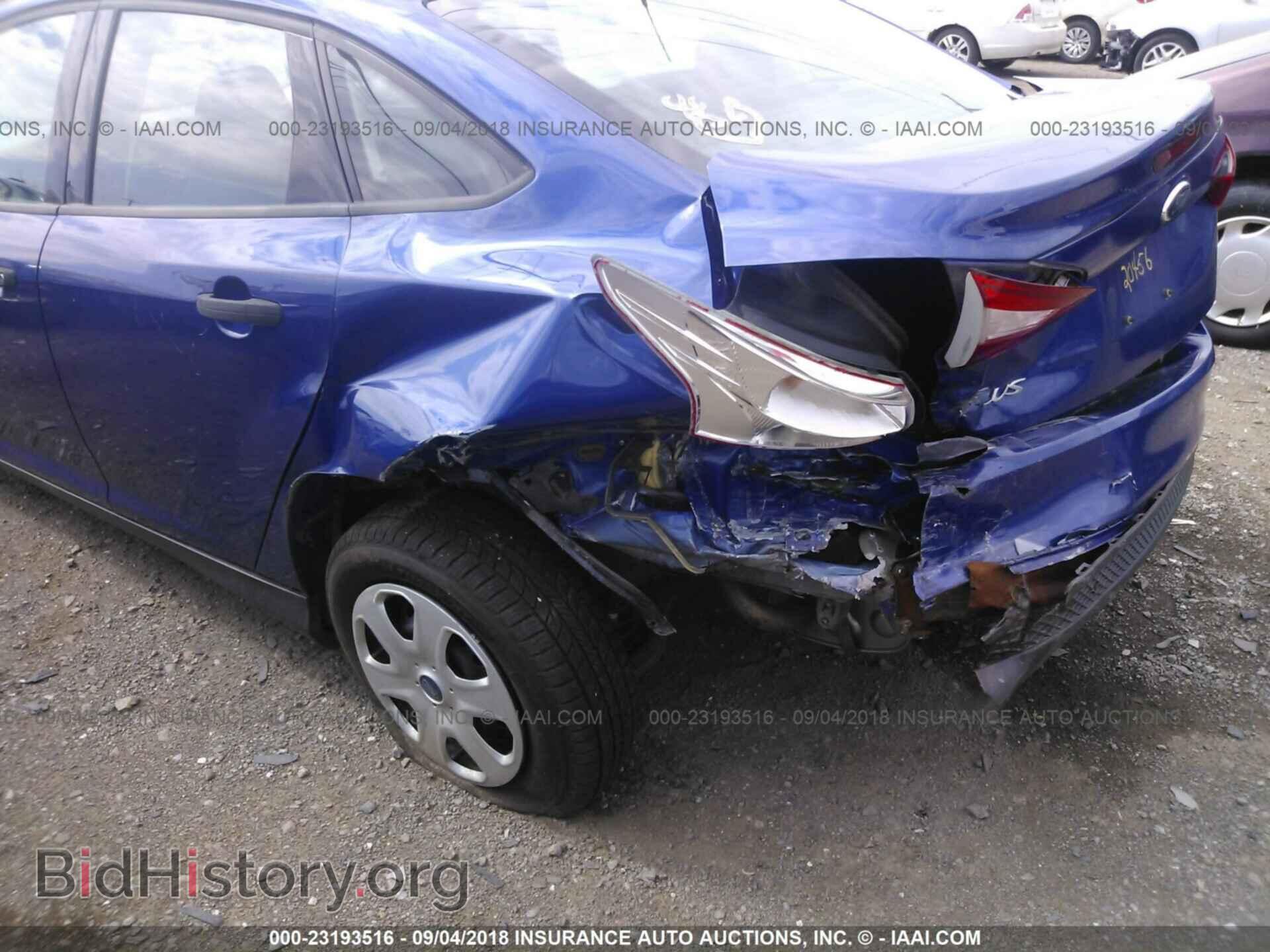 2012 Ford Focus - VIN: 1FAHP3E27CL220755 - Фото 6