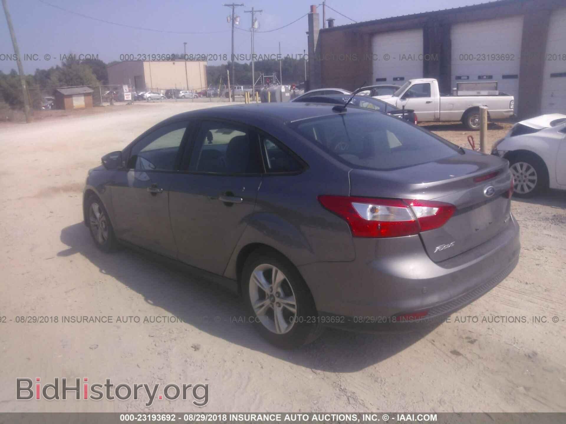 2013 Ford Focus - VIN: 1FADP3F27DL132951 - Photo 3