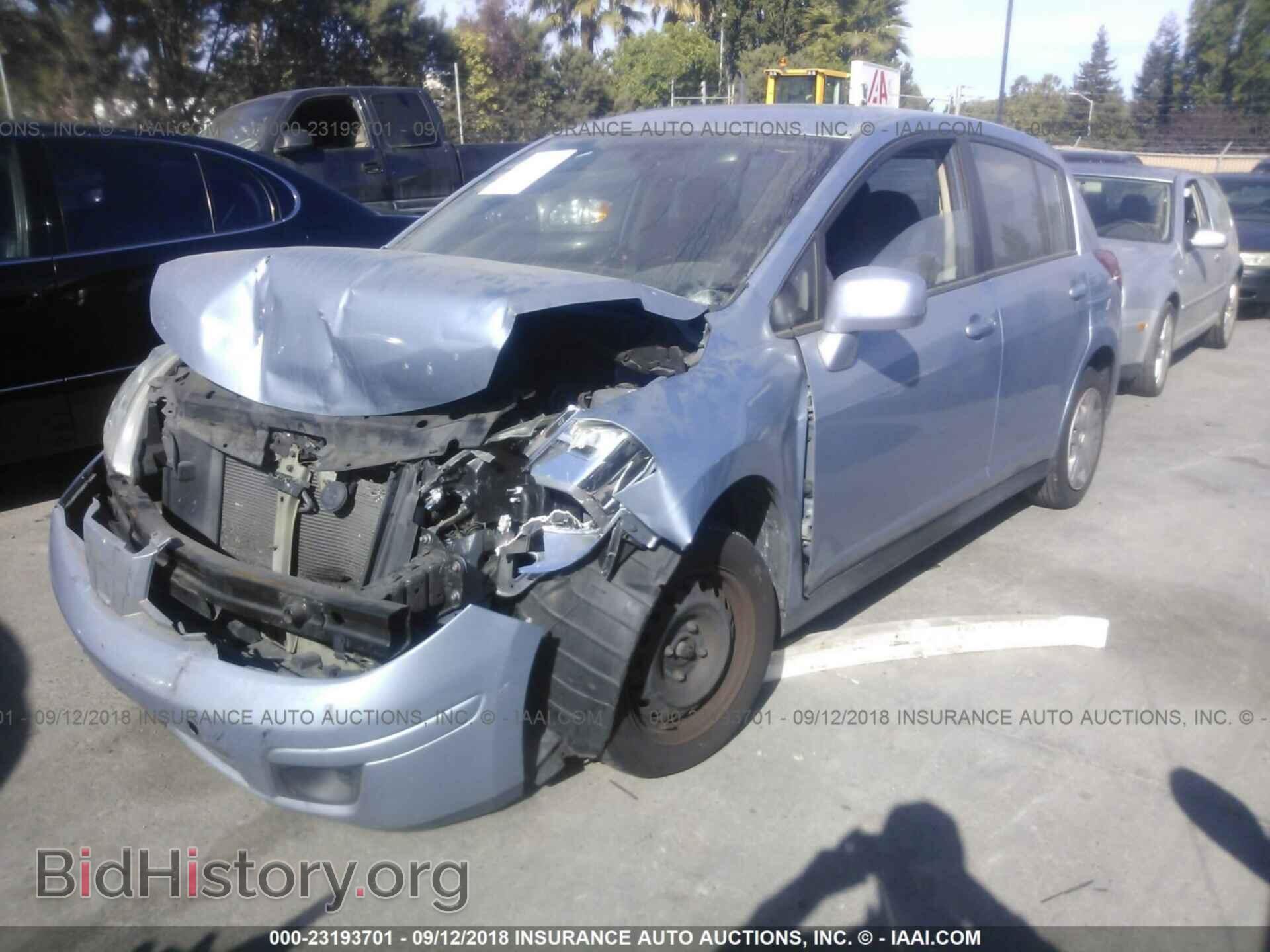2011 Nissan Versa - VIN: 3N1BC1CP4BL475996 - Фото 2