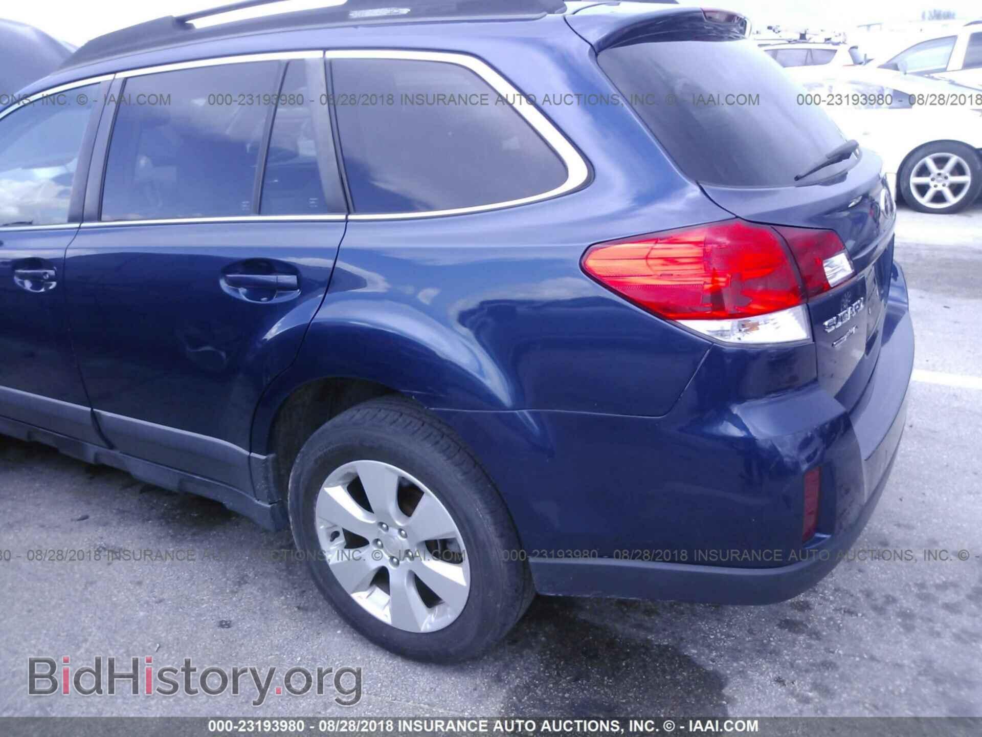 2011 Subaru Outback - VIN: 4S4BRBLC6B3333509 - Фото 6