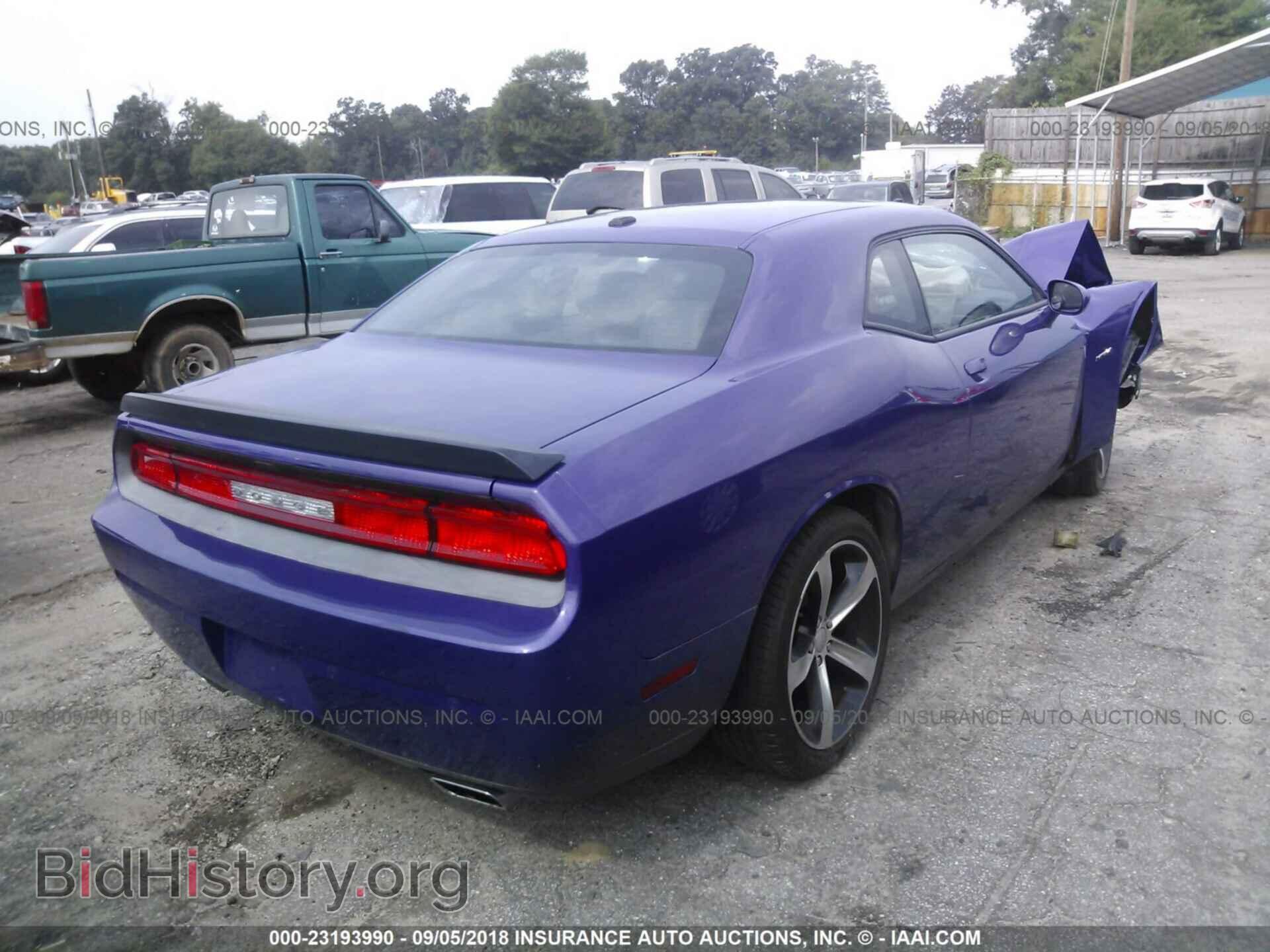 2014 Dodge Challenger - VIN: 2C3CDYBT1EH231780 - Photo 4