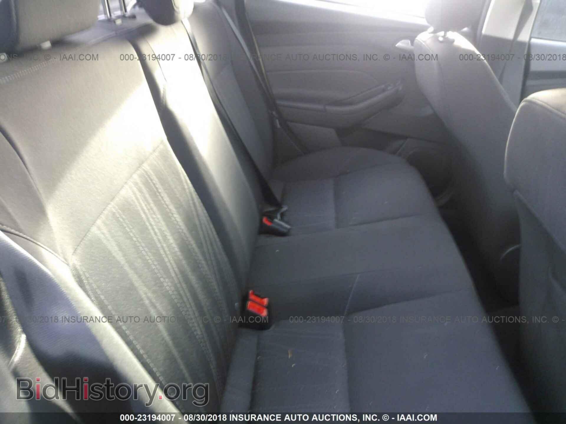 2018 Ford Focus - VIN: 1FADP3F24JL237037 - Фото 8