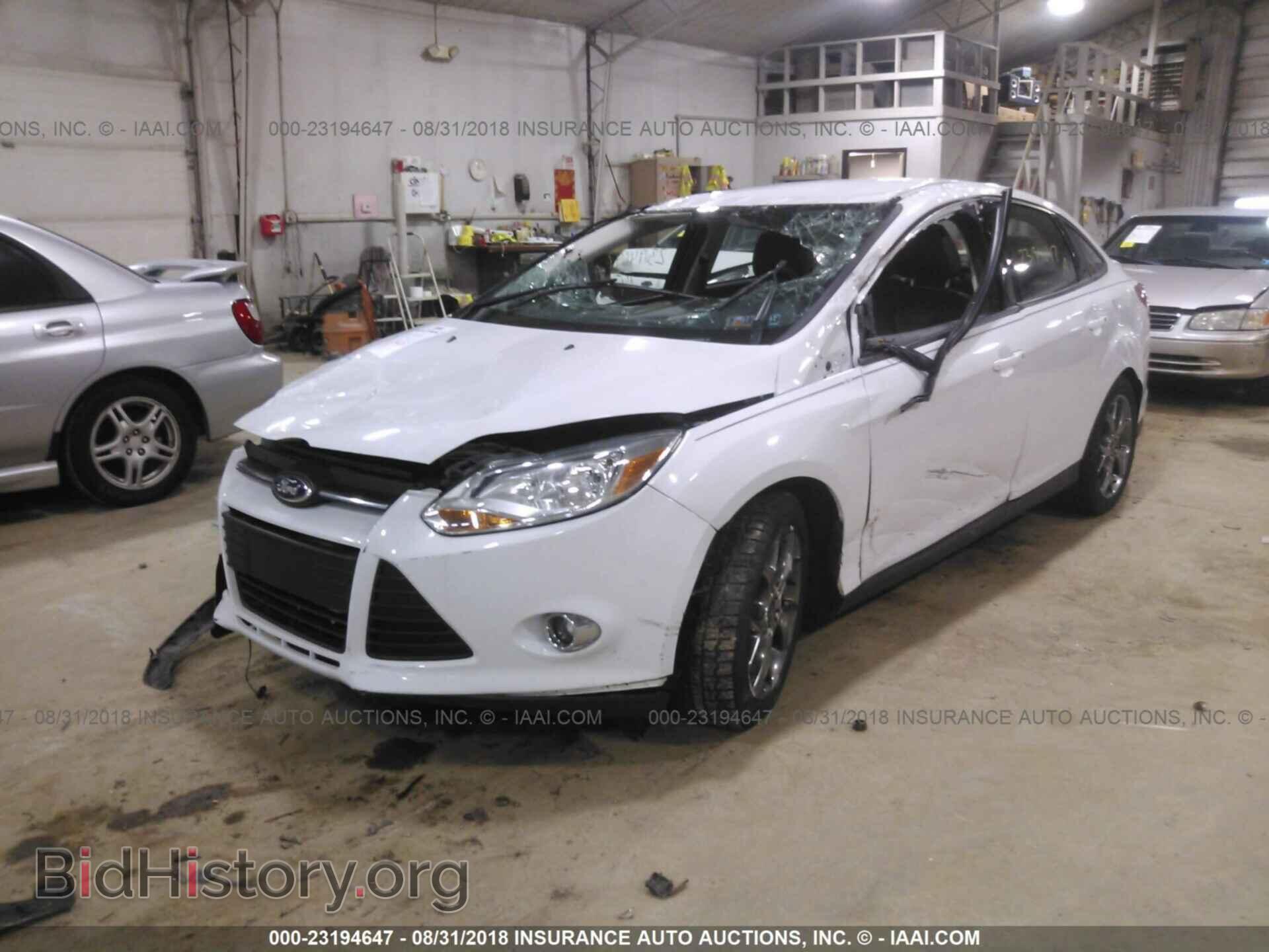 2014 Ford Focus - VIN: 1FADP3F27EL222988 - Photo 2