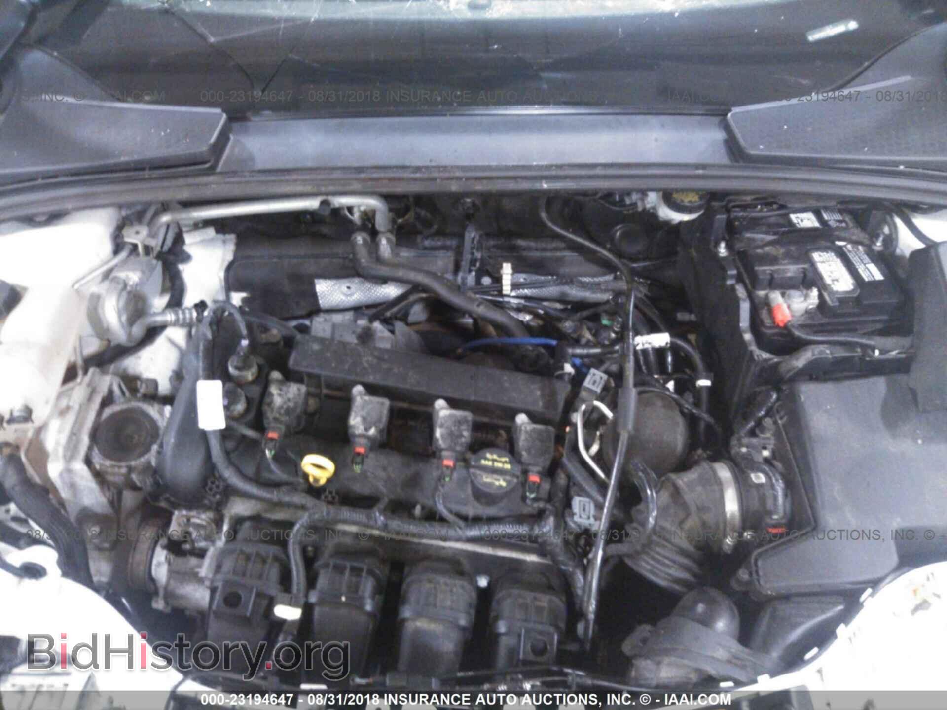 2014 Ford Focus - VIN: 1FADP3F27EL222988 - Photo 10