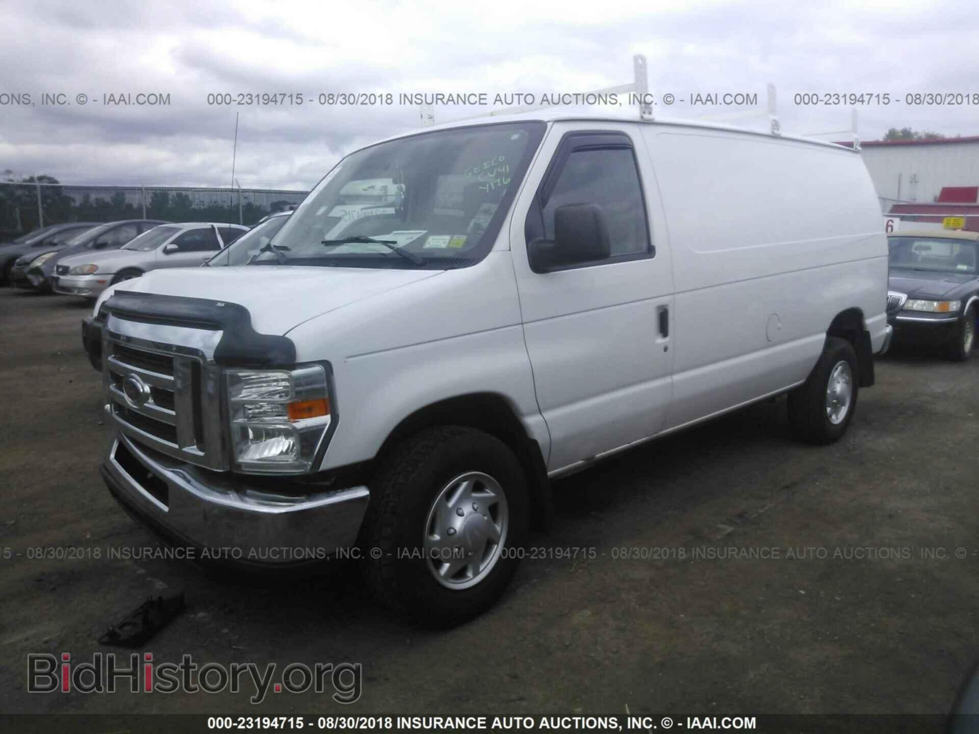 2011 Ford Econoline - VIN: 1FTNE2EW8BDB15604 - Photo 2