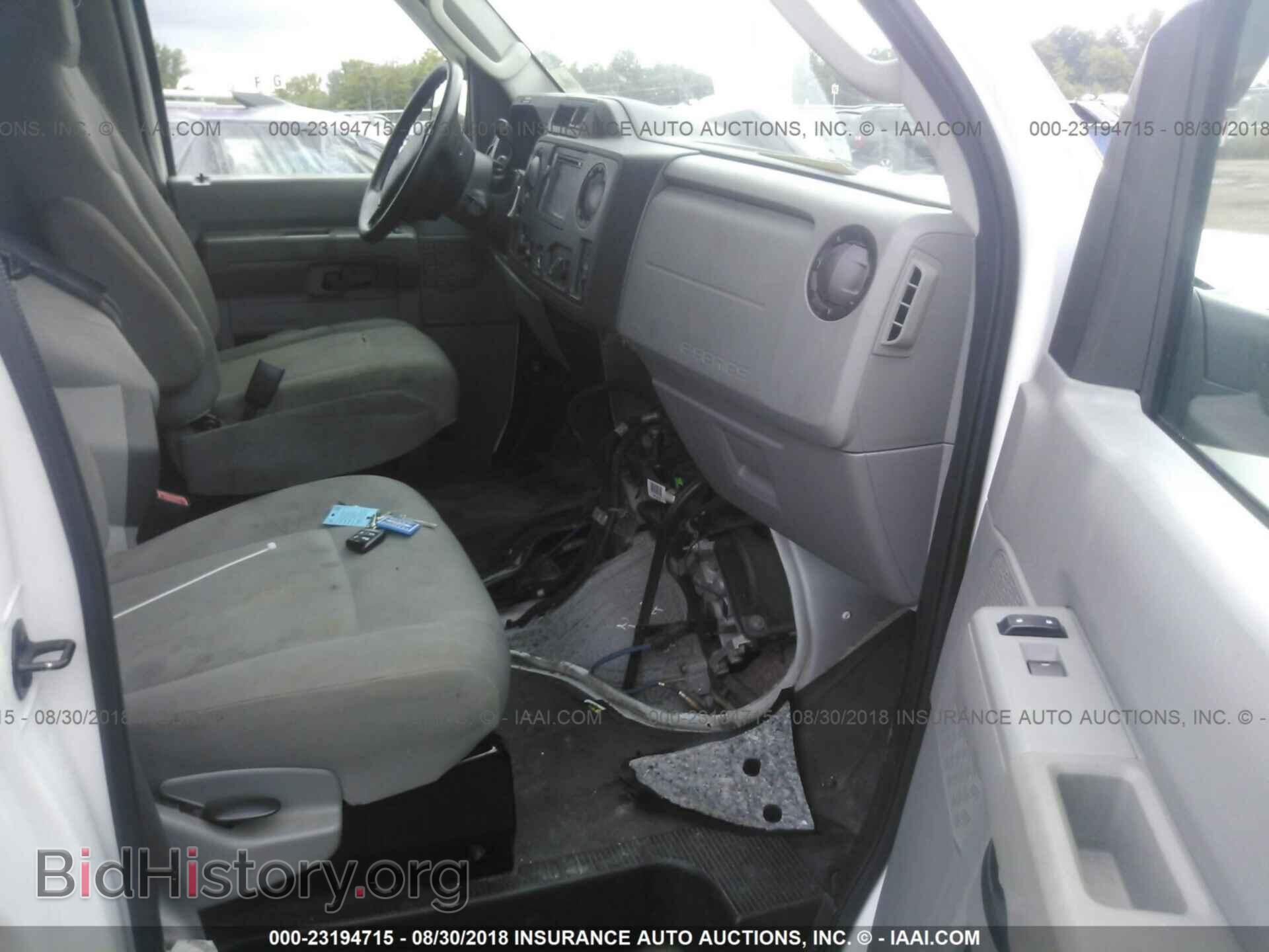 2011 Ford Econoline - VIN: 1FTNE2EW8BDB15604 - Photo 5