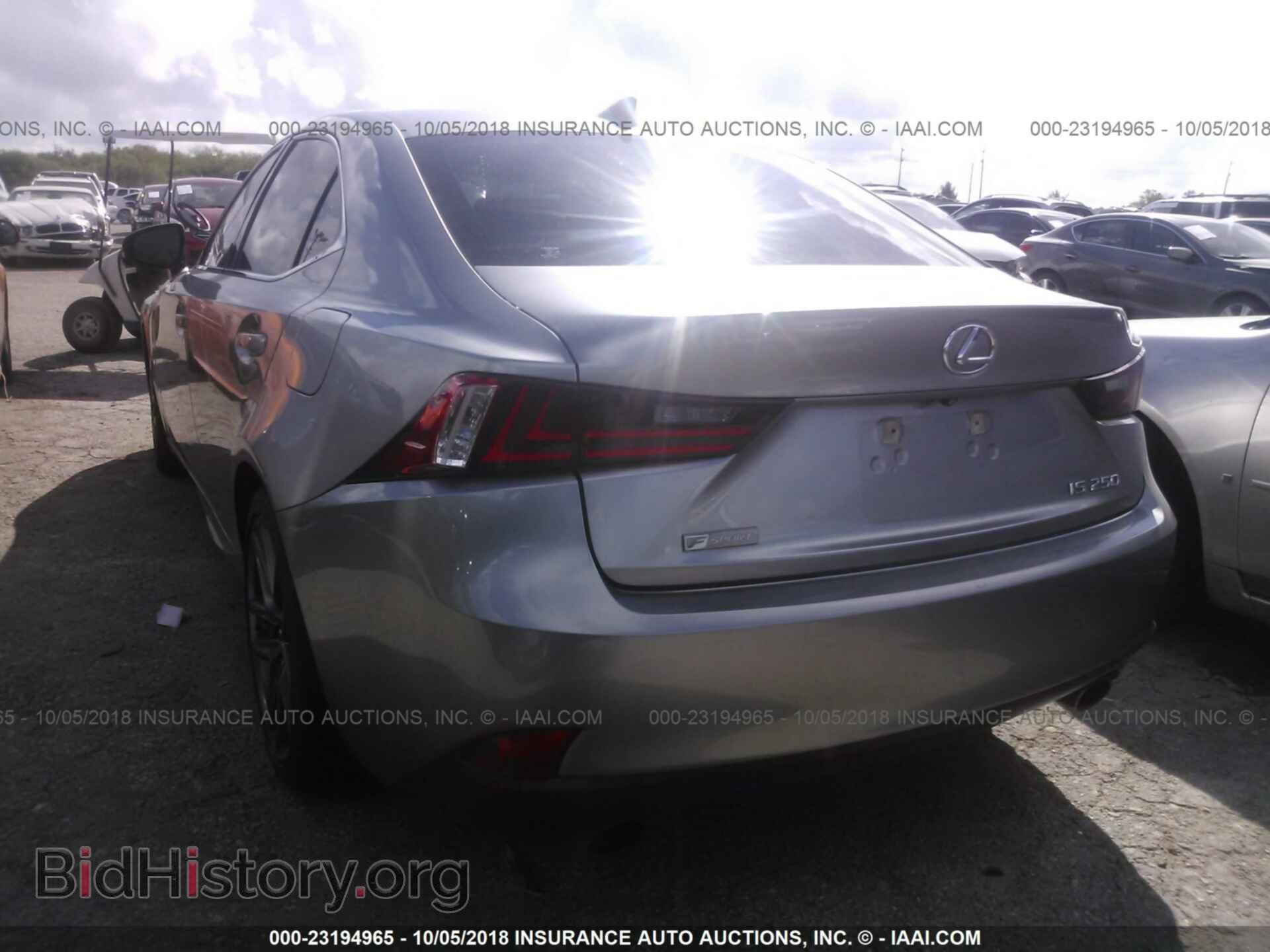 2015 Lexus Is - VIN: JTHBF1D22F5045167 - Photo 3
