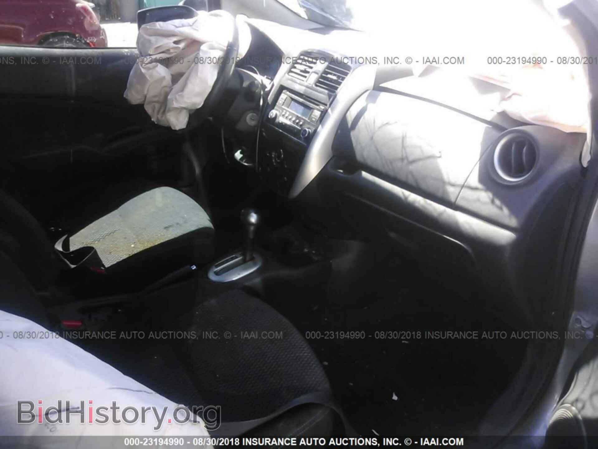 2015 Nissan Versa note - VIN: 3N1CE2CPXFL406238 - Photo 5