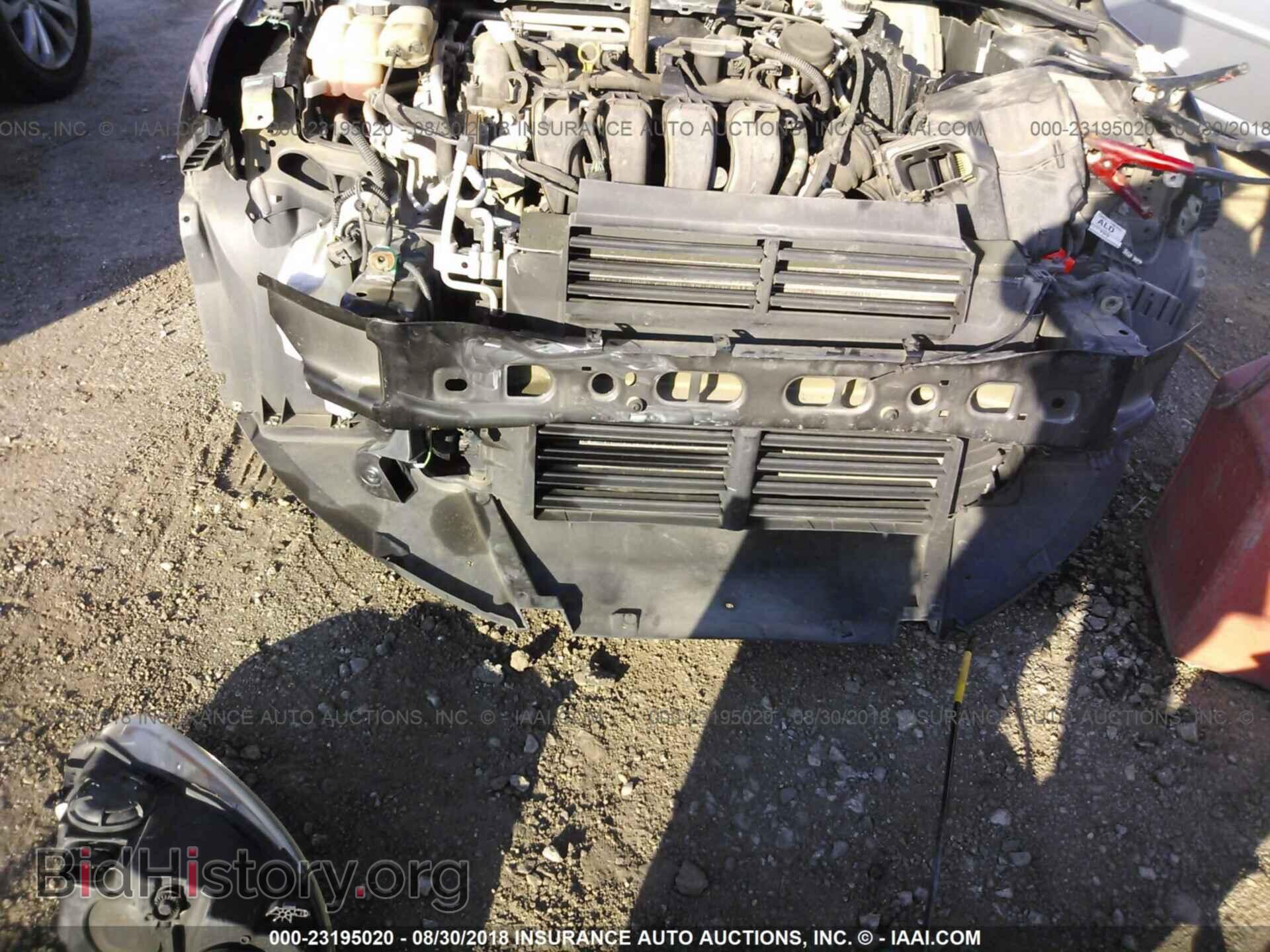 2012 Ford Focus - VIN: 1FAHP3F2XCL308407 - Photo 6