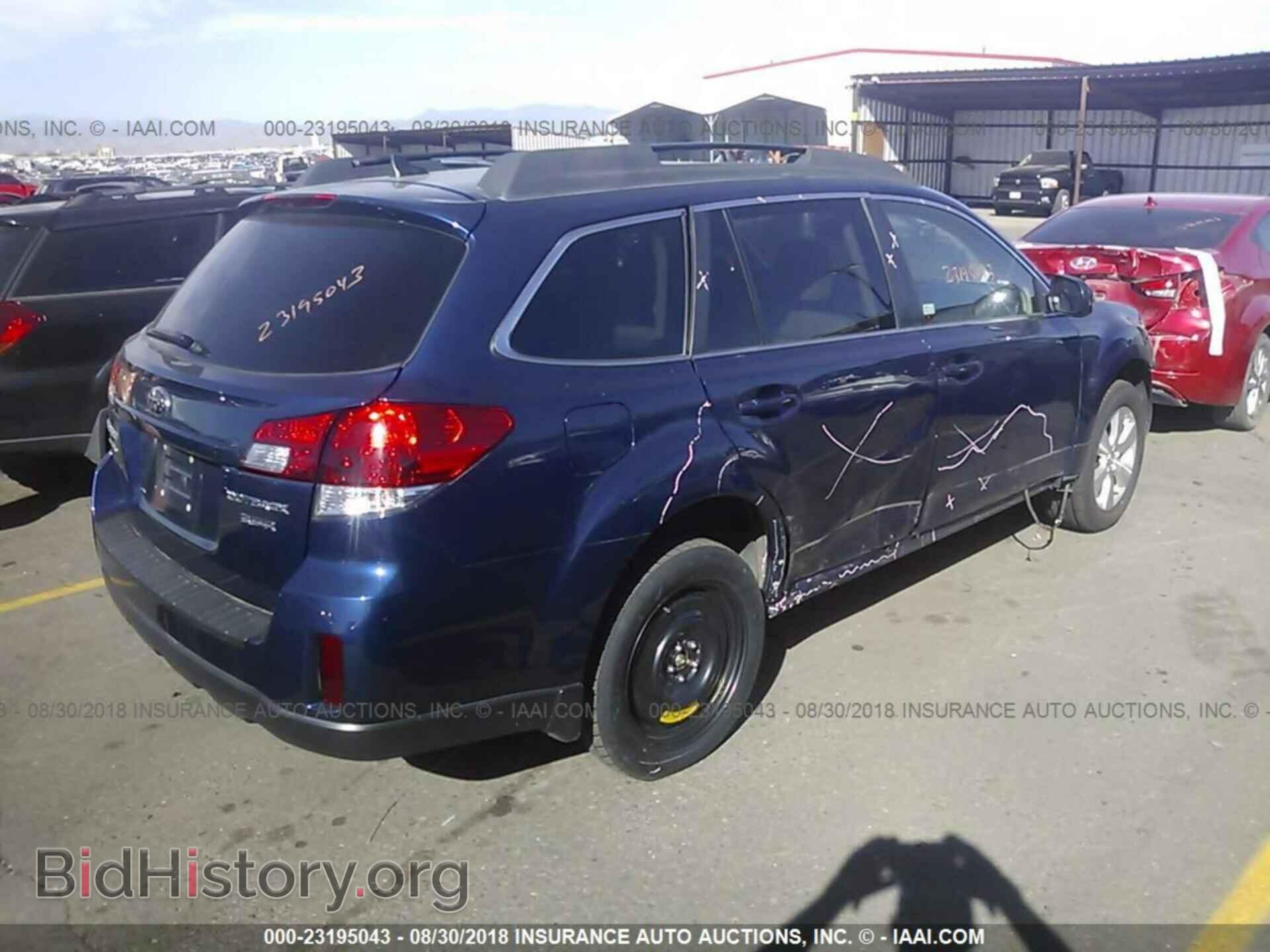 2011 Subaru Outback - VIN: 4S4BRDLC4B2379289 - Фото 4