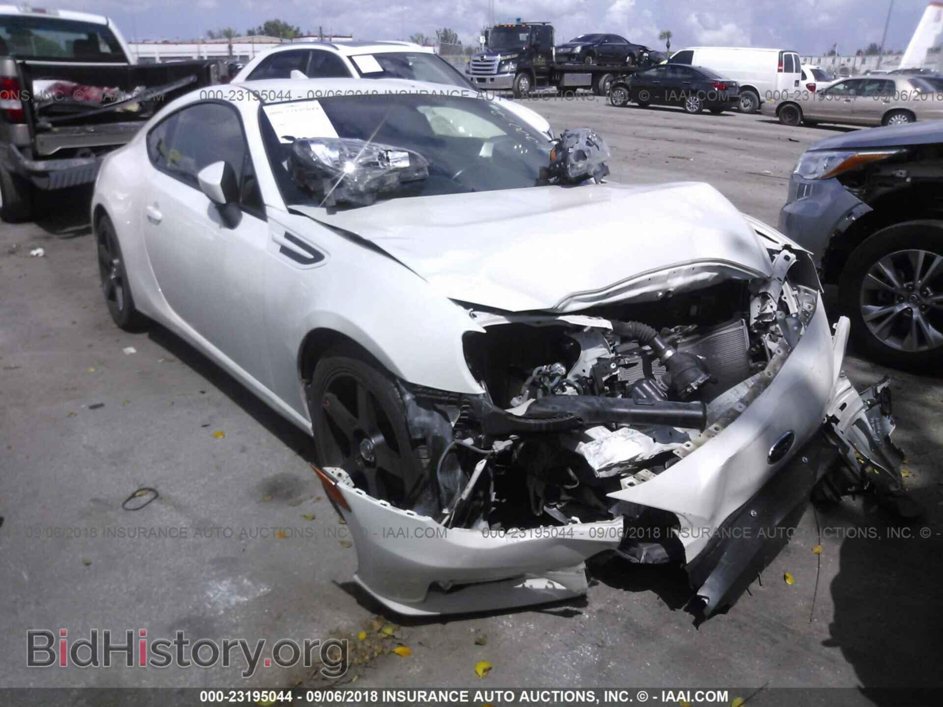 Photo JF1ZCAC16F8600062 - Subaru Brz 2015