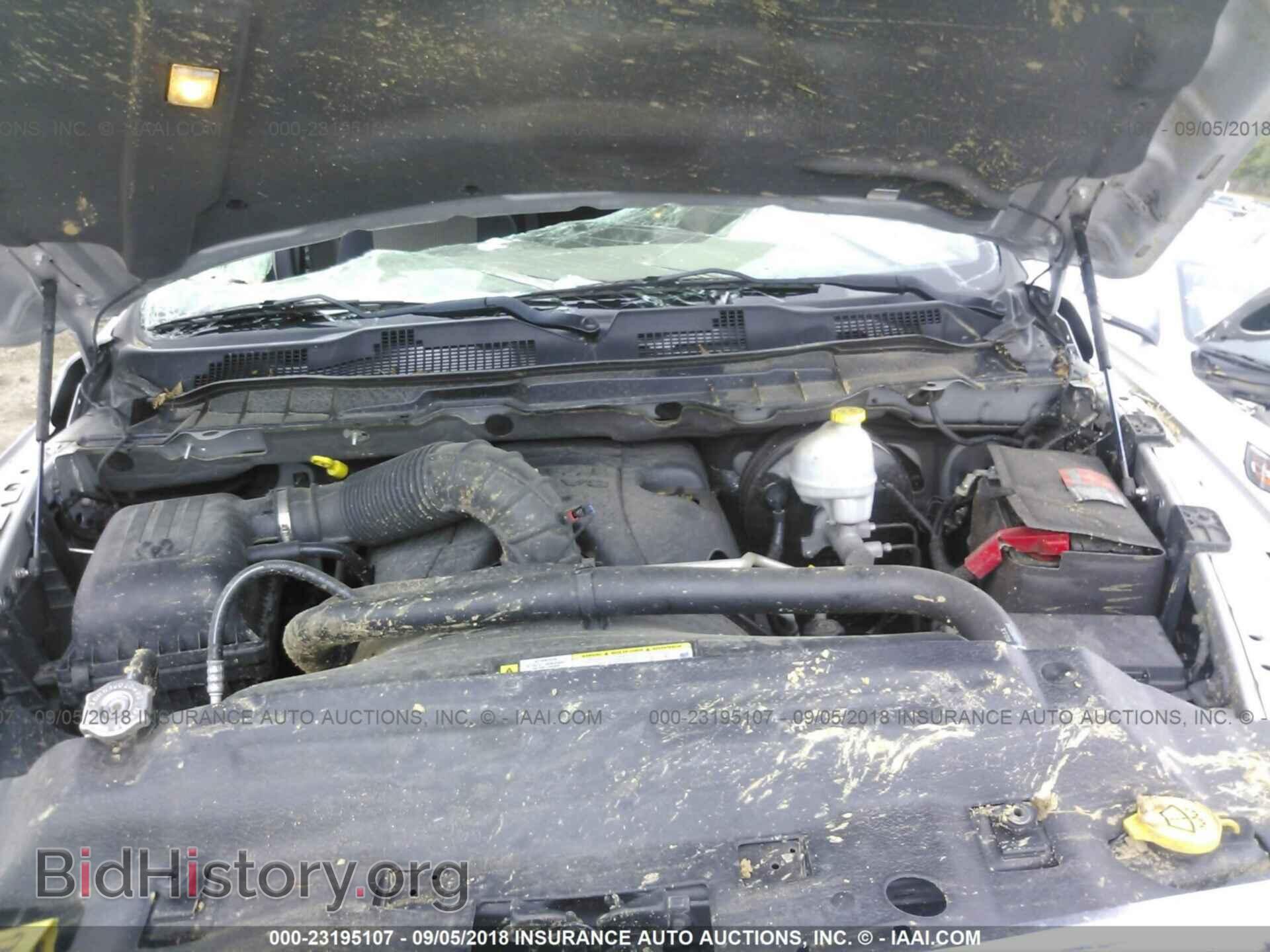 2011 Dodge Ram 1500 - VIN: 1D7RV1GT4BS644709 - Фото 10