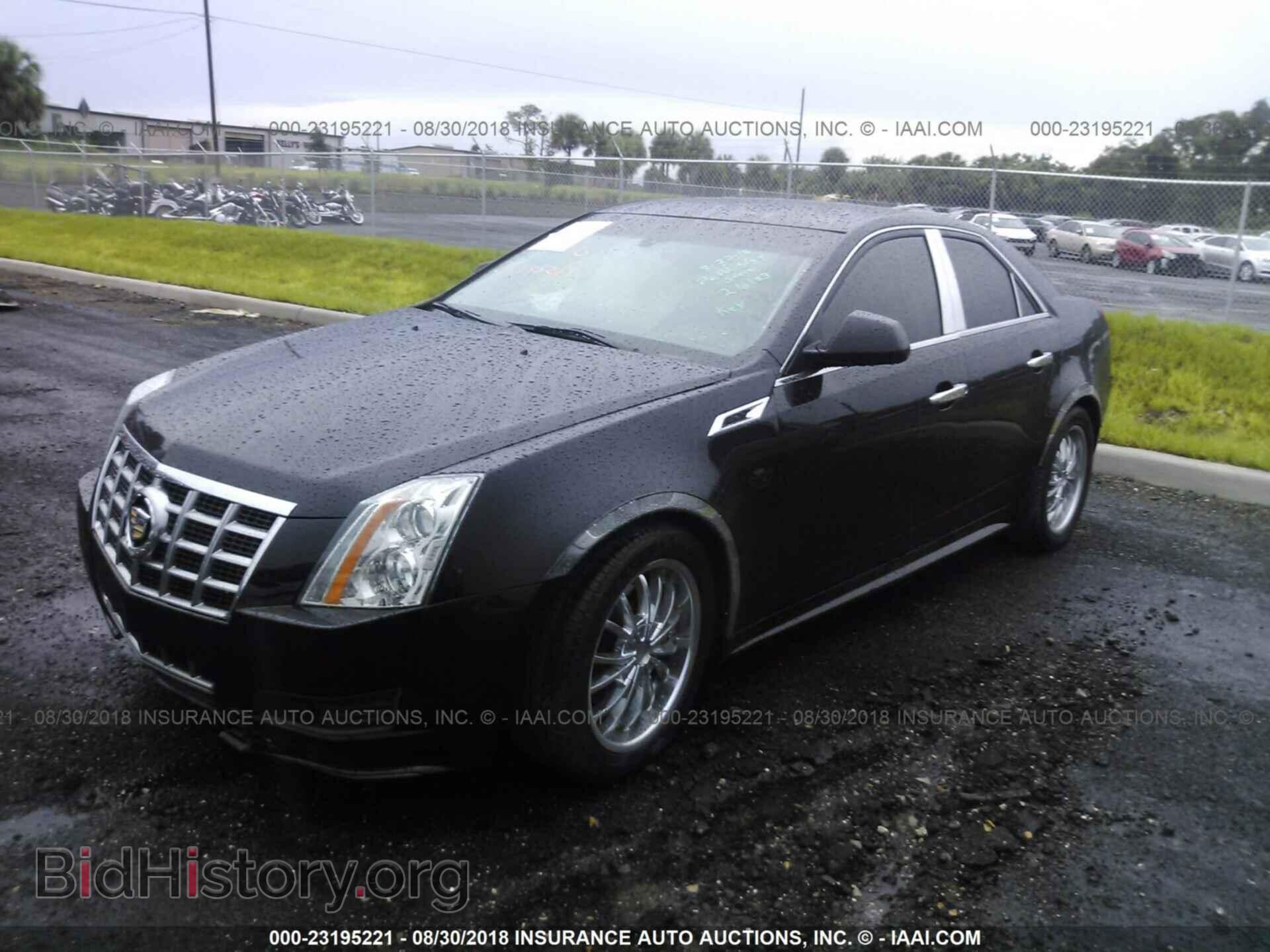 2013 Cadillac Cts - VIN: 1G6DE5E55D0104934 - Photo 2