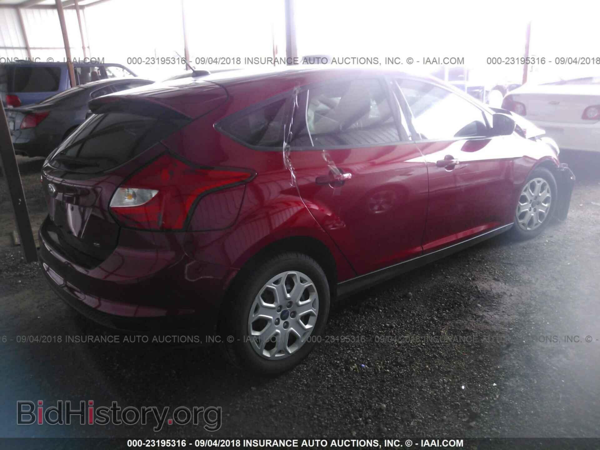 2012 Ford Focus - VIN: 1FAHP3K24CL153620 - Photo 4
