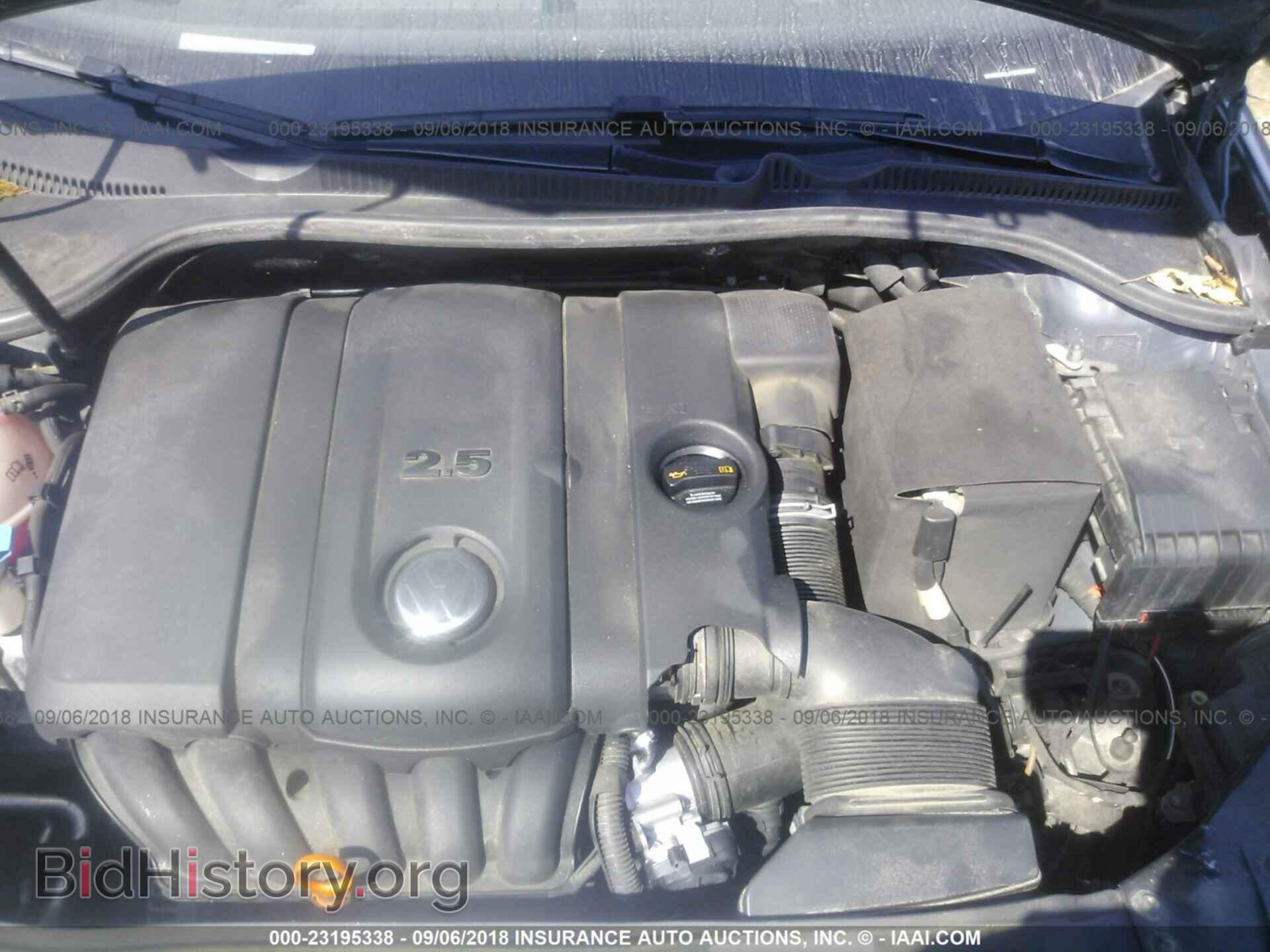 2012 Volkswagen Golf - VIN: WVWDB7AJ1CW299527 - Фото 10