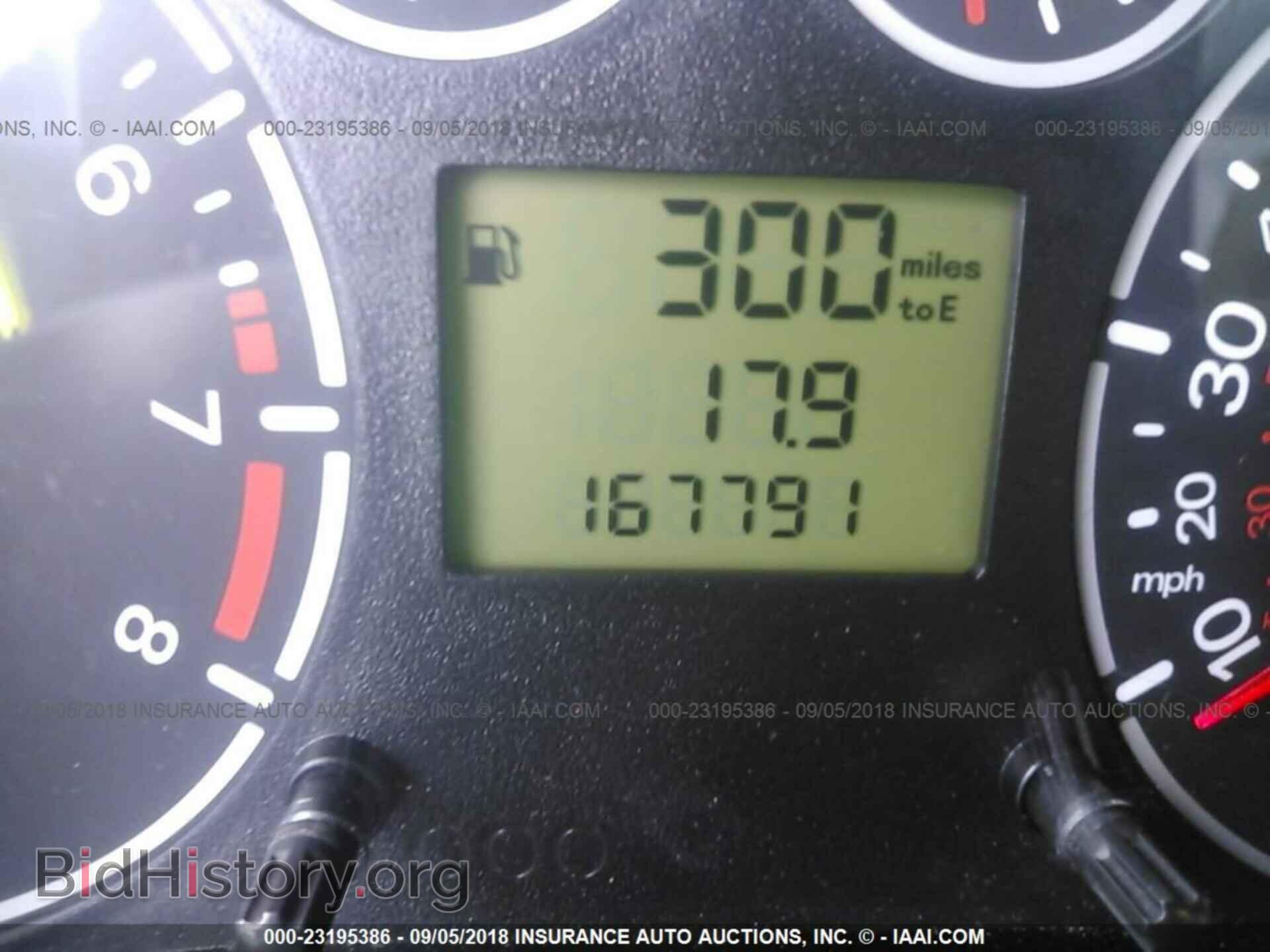 2011 Ford Transit - VIN: NM0LS7BN4BT059236 - Фото 7