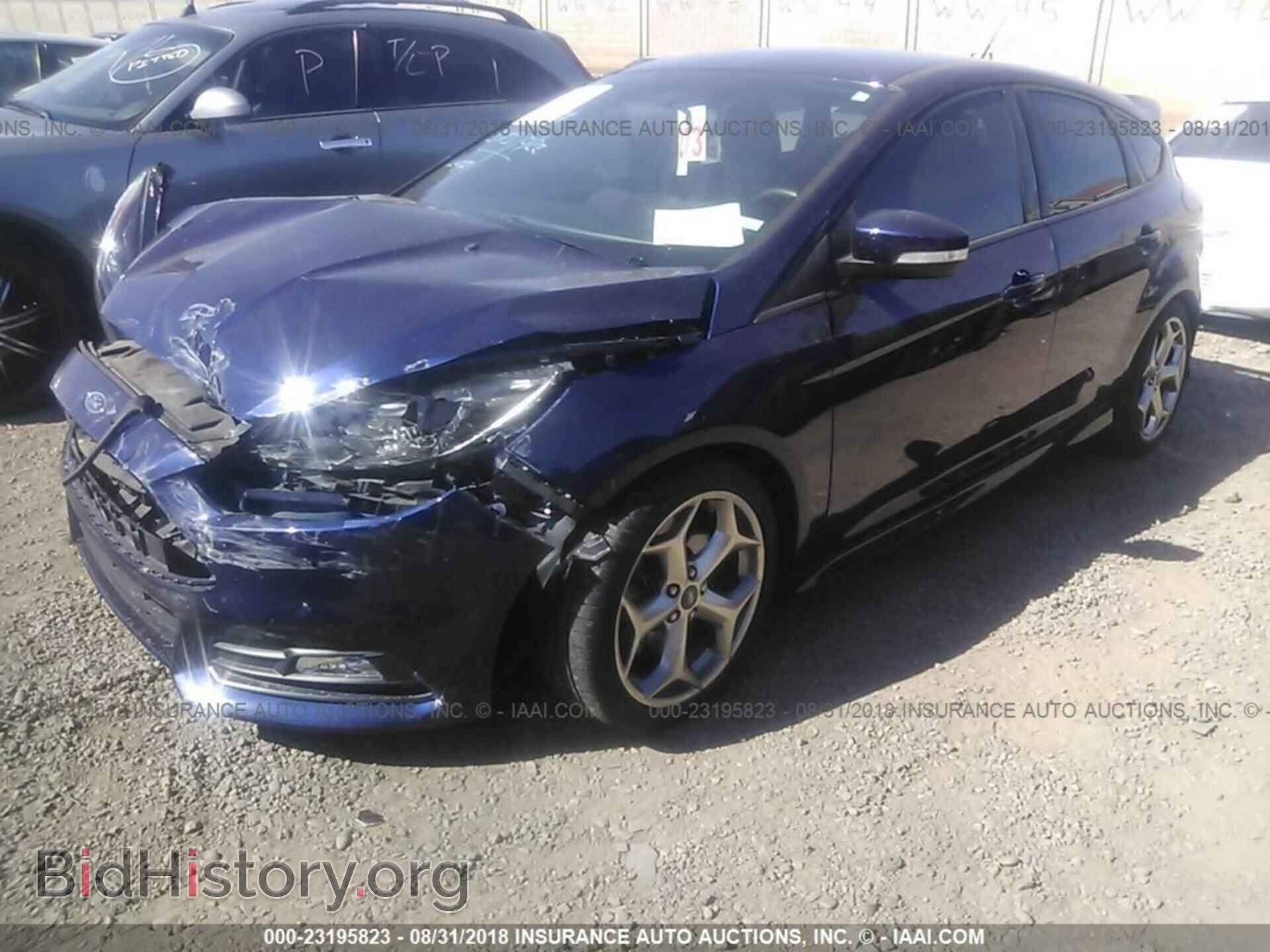 2016 Ford Focus - VIN: 1FADP3L99GL289404 - Фото 2