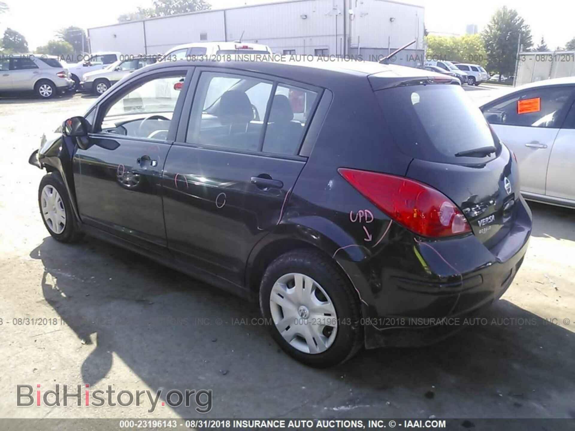 2011 Nissan Versa - VIN: 3N1BC1CP5BL421199 - Фото 3