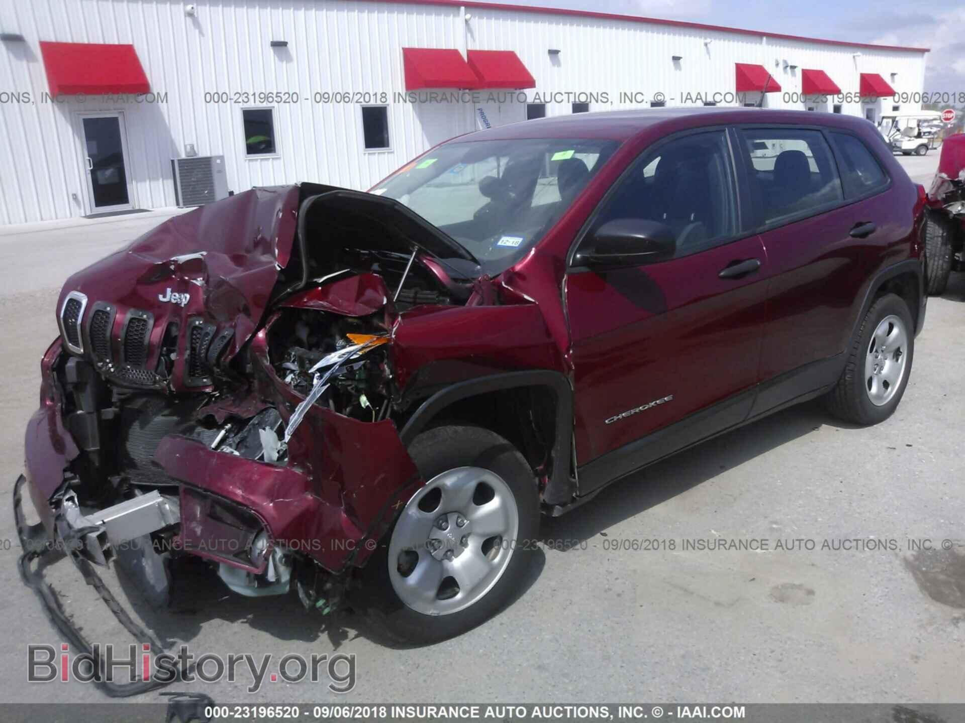 2014 Jeep Cherokee - VIN: 1C4PJLAB2EW267092 - Photo 2