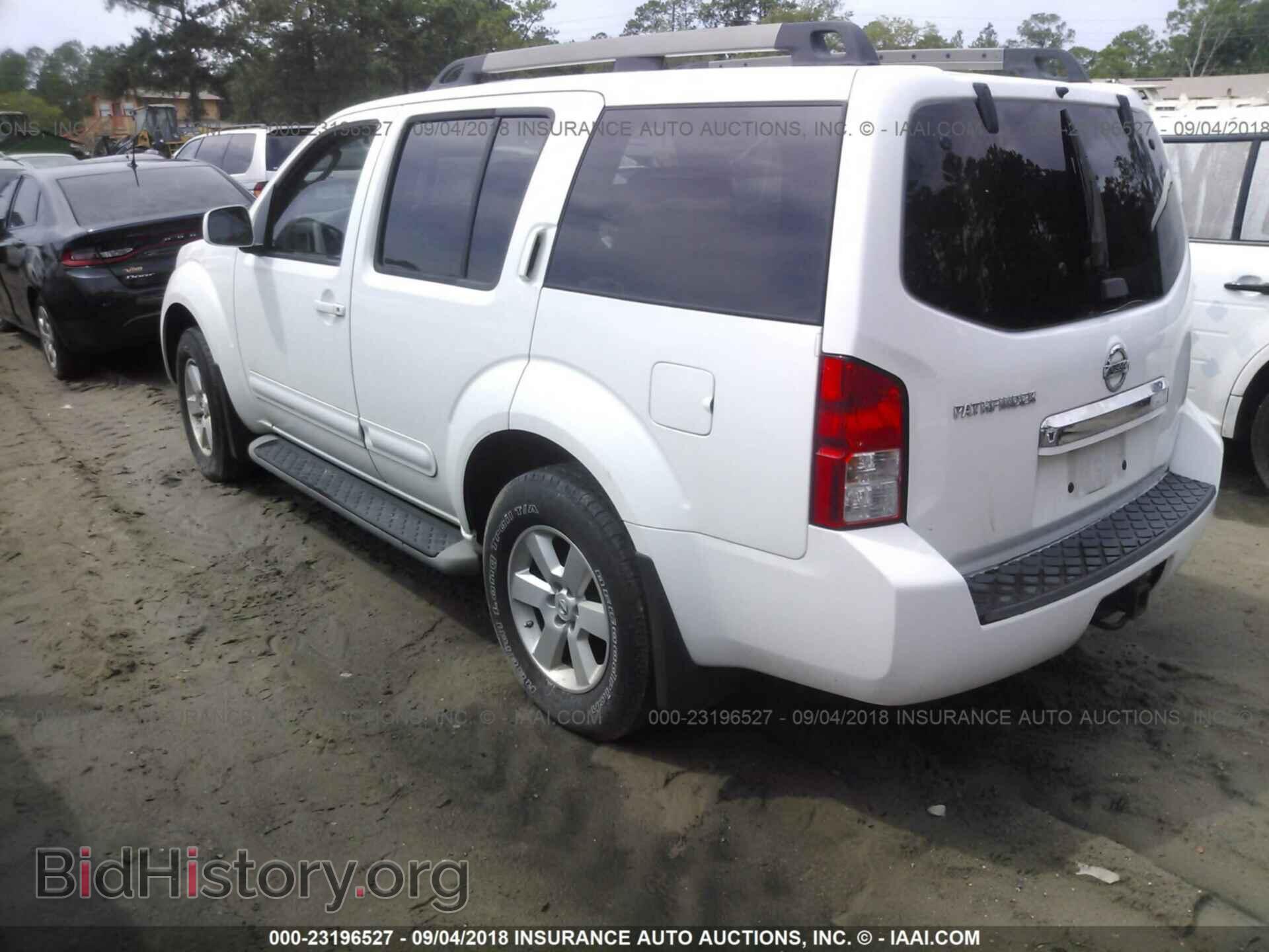 2012 Nissan Pathfinder - VIN: 5N1AR1NB5CC615961 - Фото 3