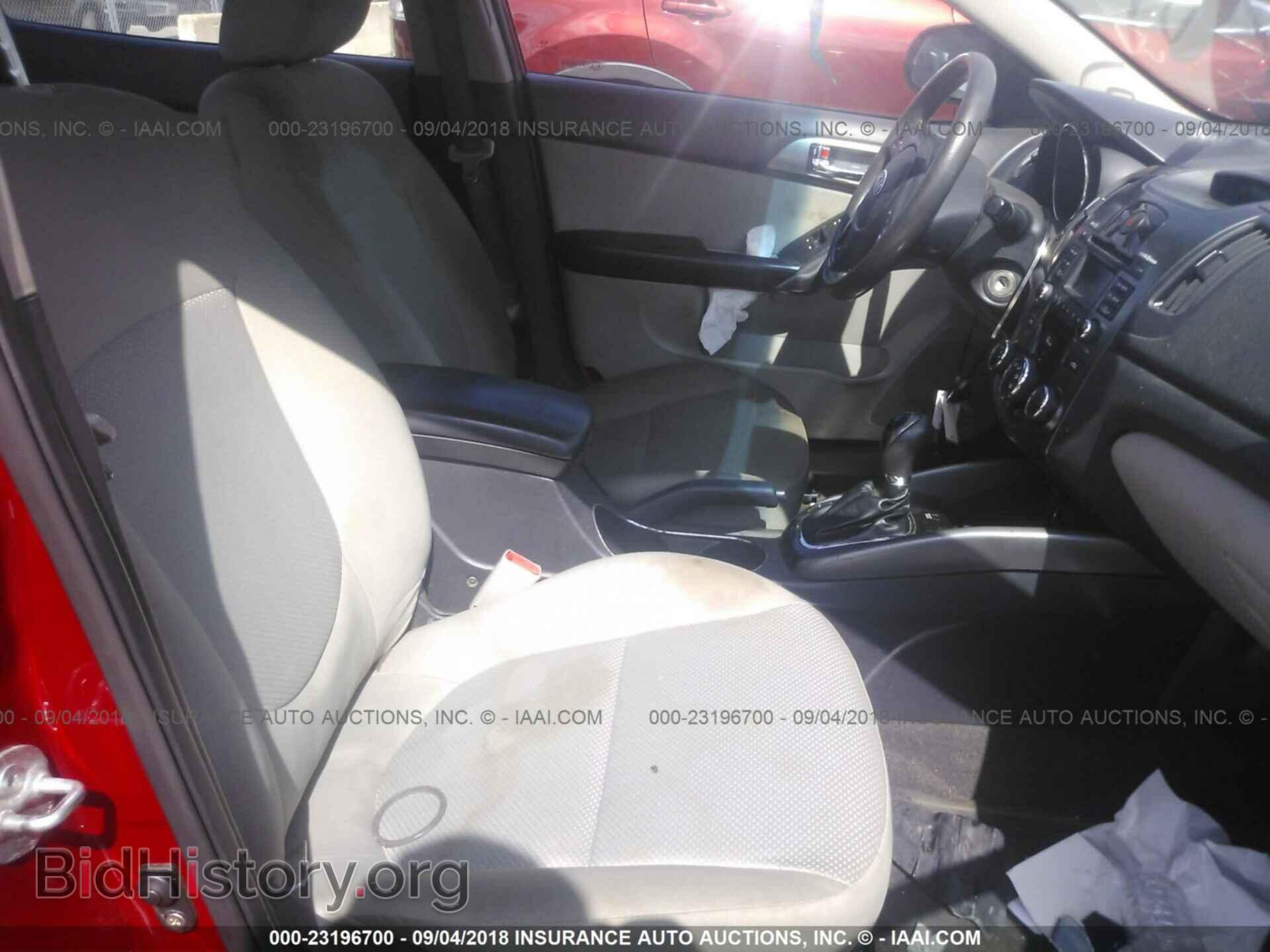 2013 Kia Forte - VIN: KNAFU4A23D5723286 - Фото 5