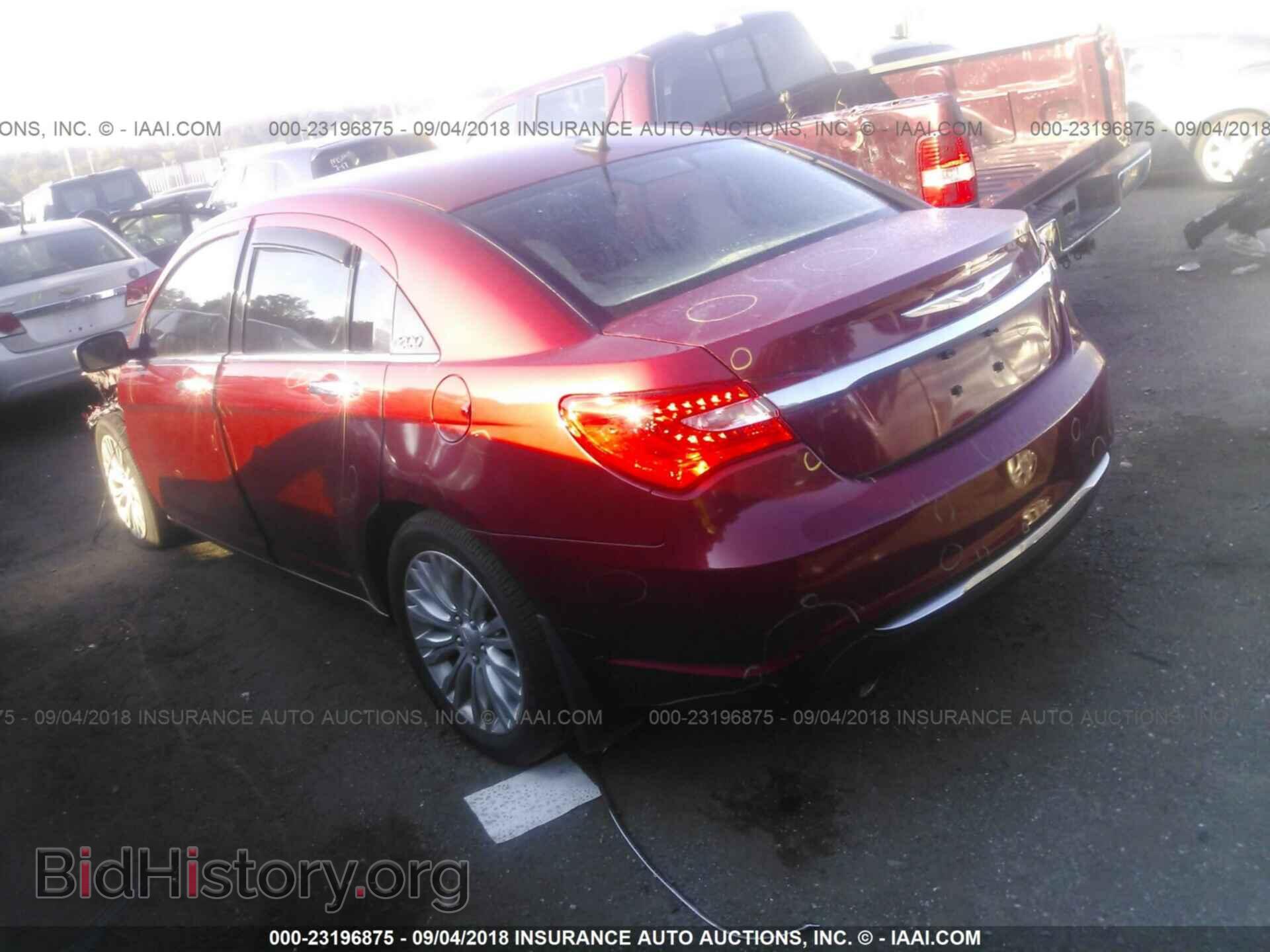 2012 Chrysler 200 - VIN: 1C3CCBCGXCN302139 - Photo 3