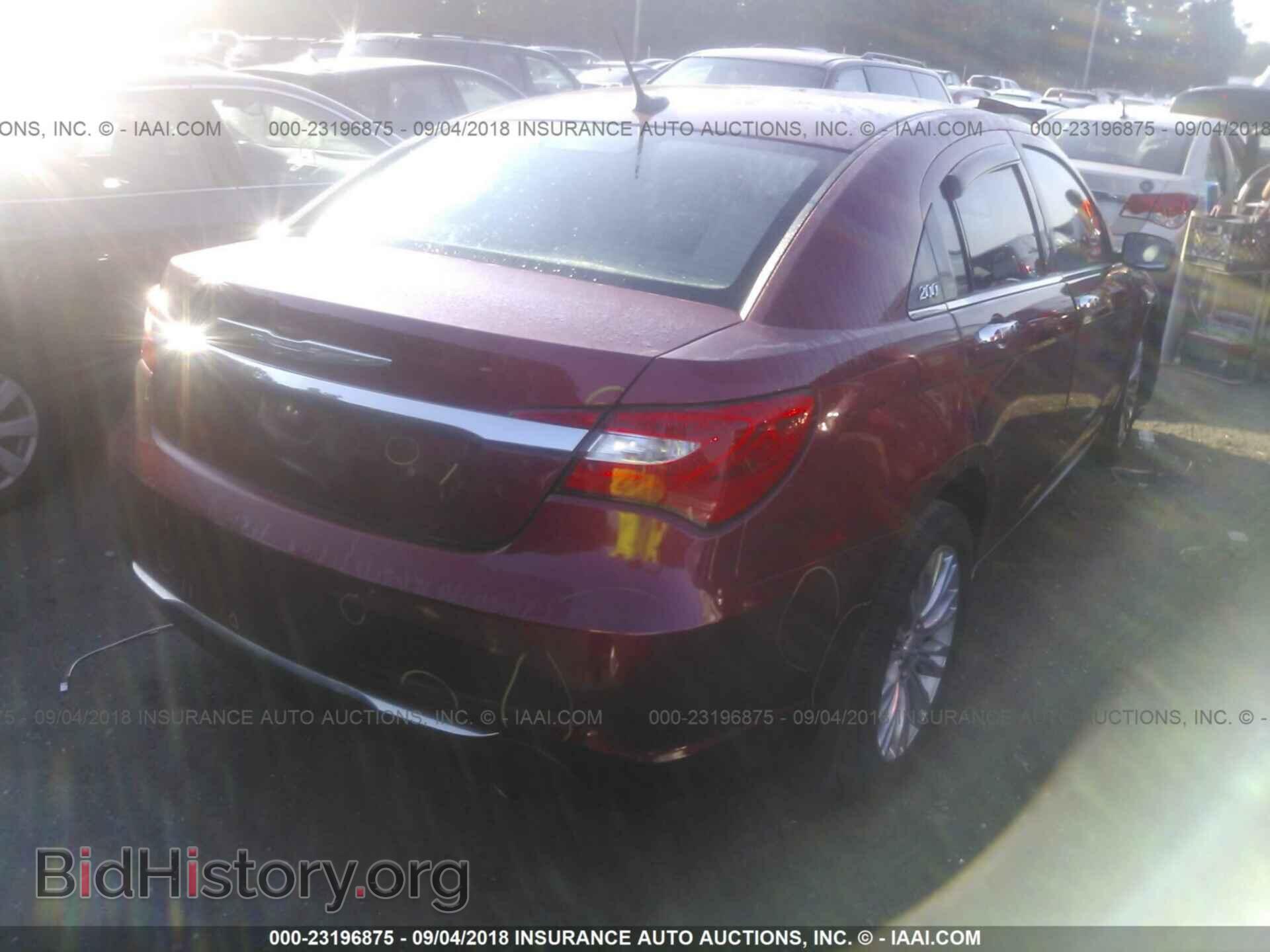 2012 Chrysler 200 - VIN: 1C3CCBCGXCN302139 - Photo 4