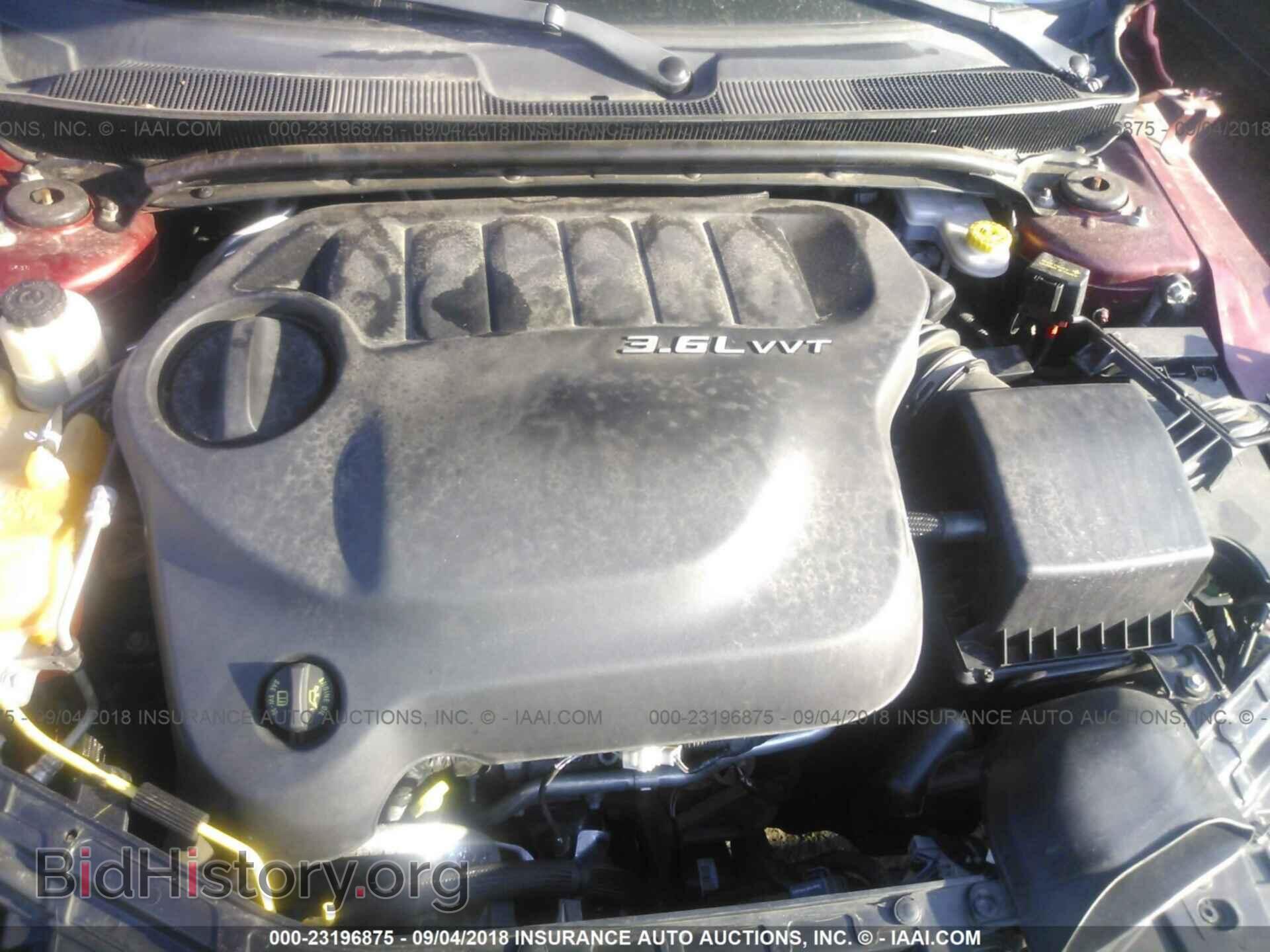 2012 Chrysler 200 - VIN: 1C3CCBCGXCN302139 - Photo 10
